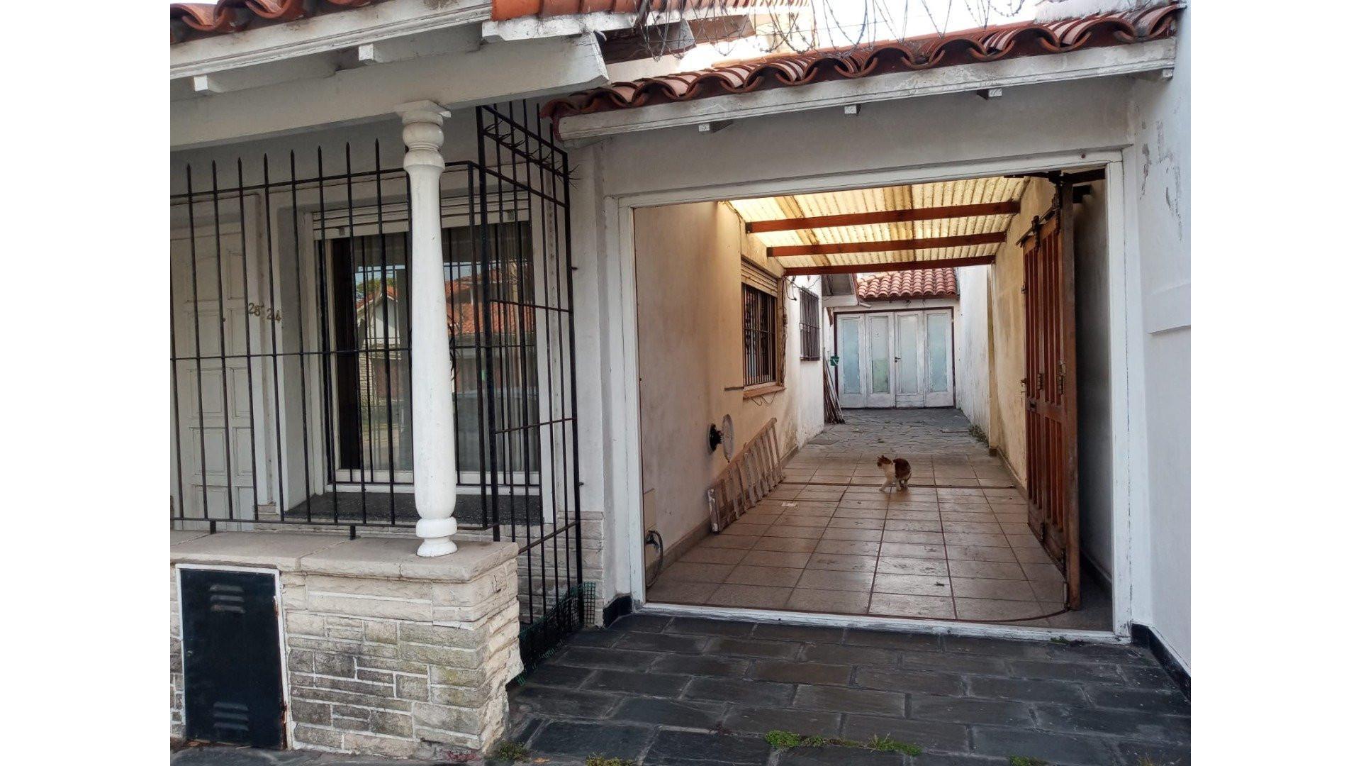 #3276573 | Sale | House | Mar Del Plata (A. H. VACCARI NEGOCIOS INMOBILIARIOS)