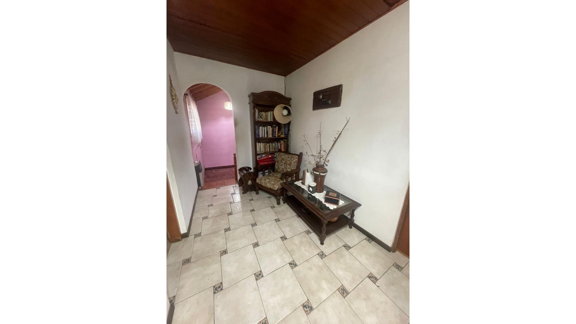 #3395176 | Venta | Casa | La Matanza (D.lenge Propiedades -villa Luzuriaga)