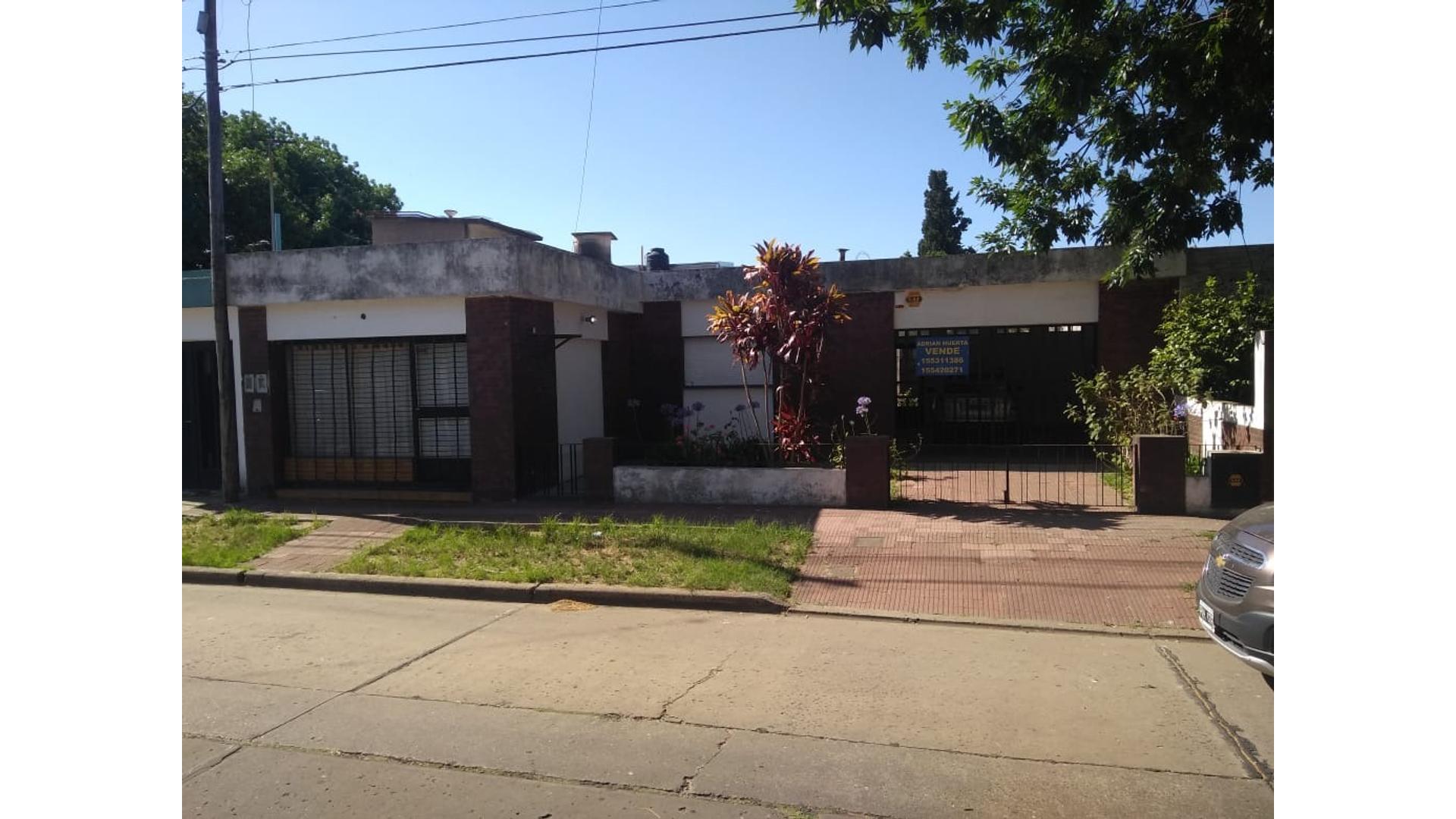 #3529141 | Sale | House | Rosario (Adrian Huerta)