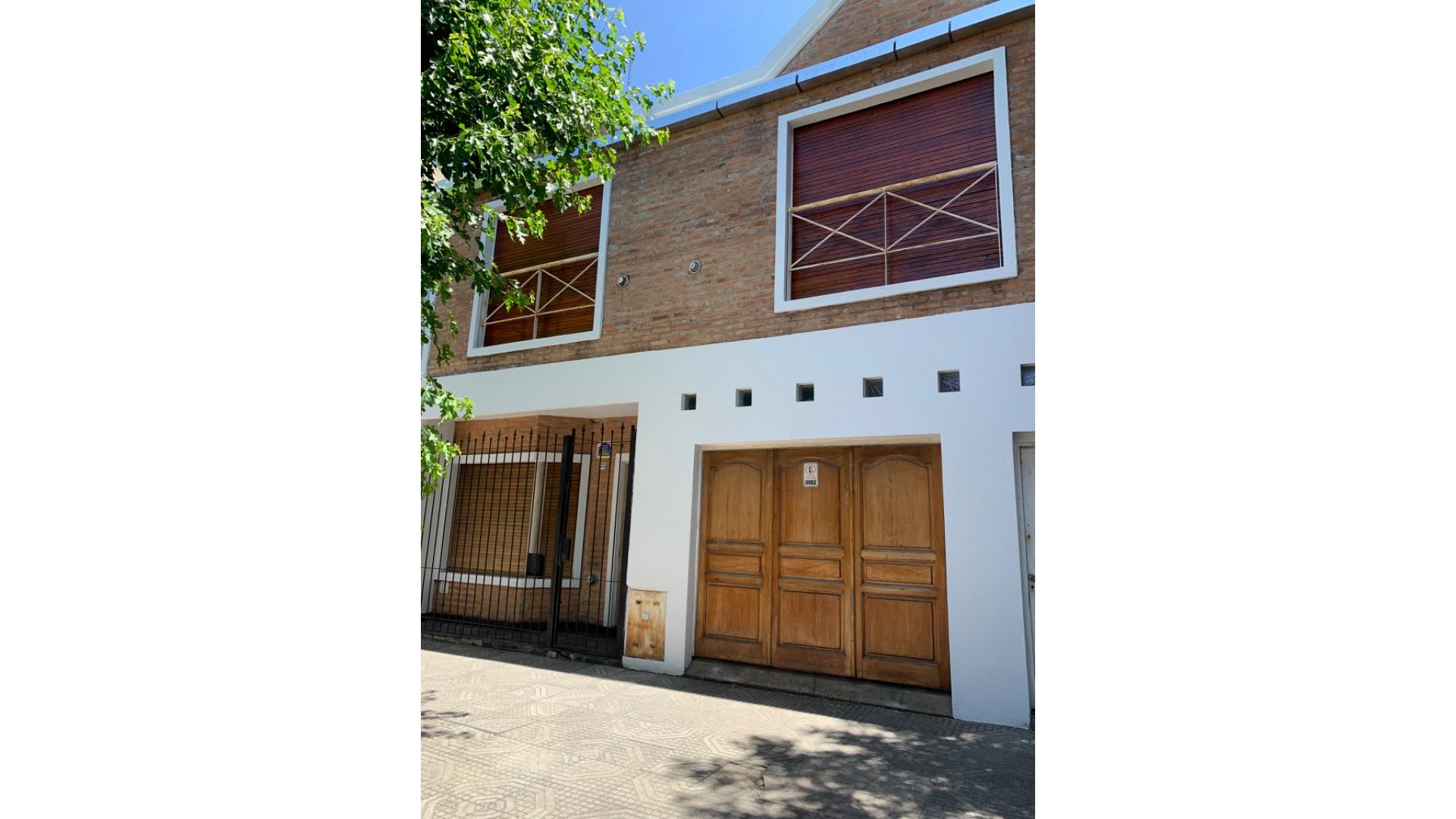 #3568541 | Rental | House | Villa Devoto (PATERNO PROPIEDADES mat cucicba 5401)
