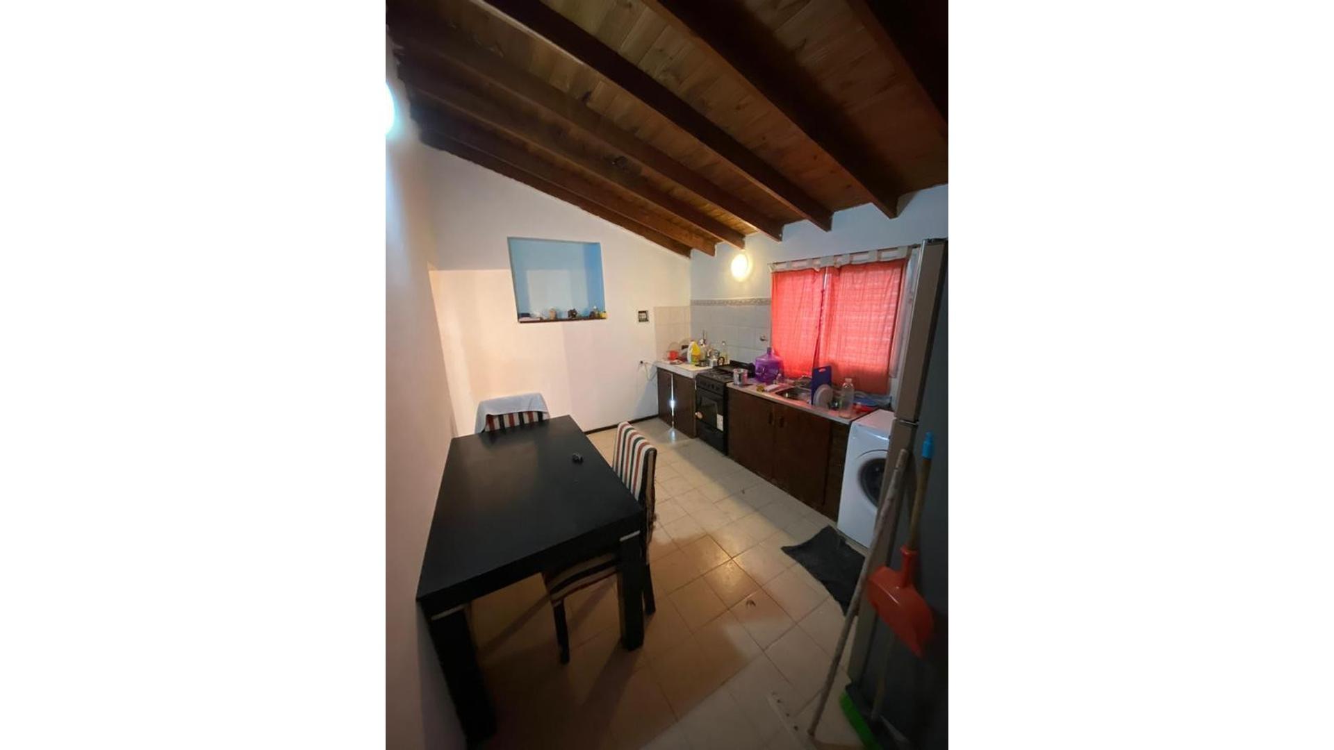 #3774270 | Sale | House | Moron (Asesorias Y Producciones Lm)