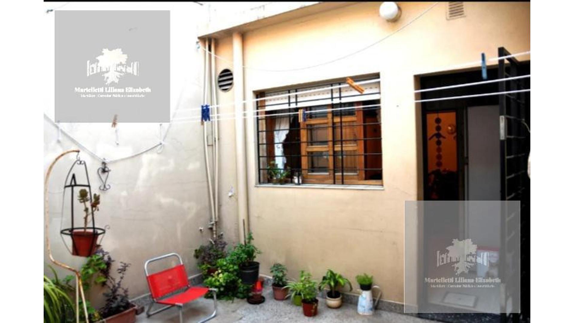 #3614066 | Venta | PH | Moron (Asesorias Y Producciones Lm)