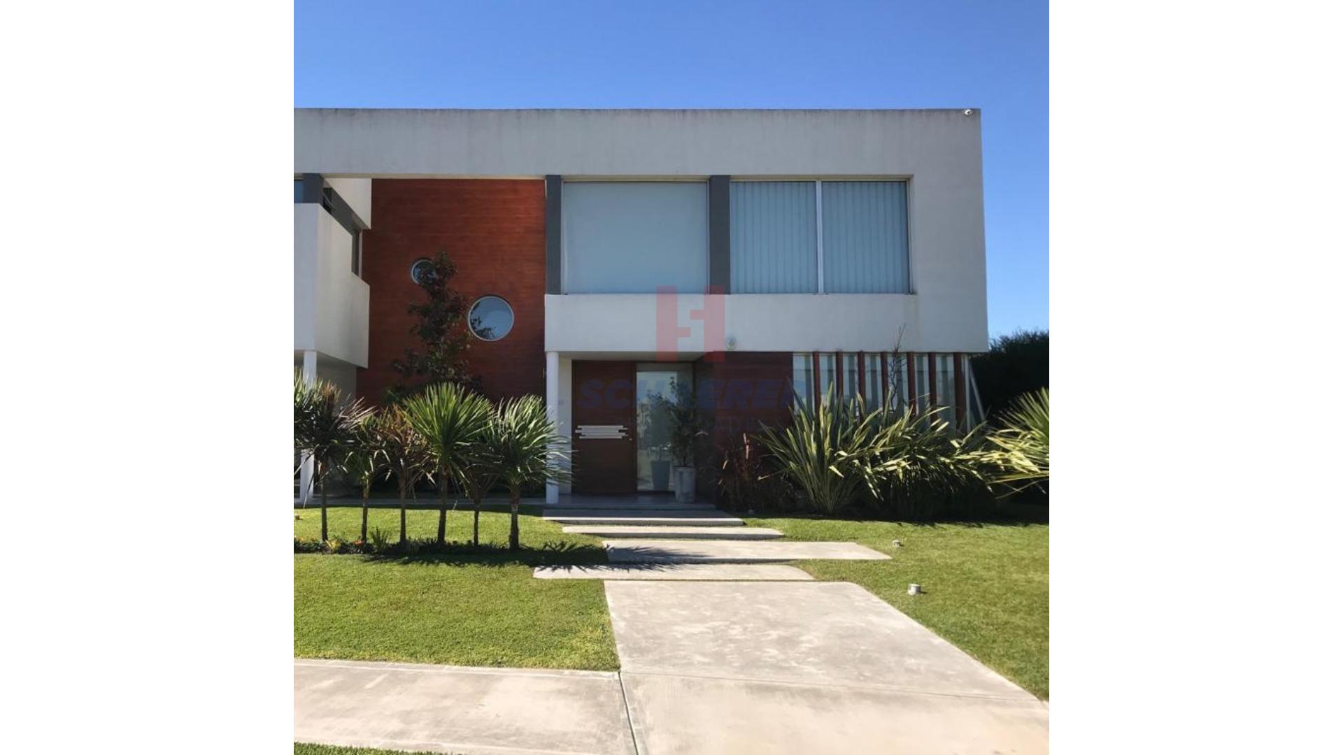 #5355861 | Venta | Casa | Quilmes (Hernan Schaerer Desarrollos Inmobiliarios)