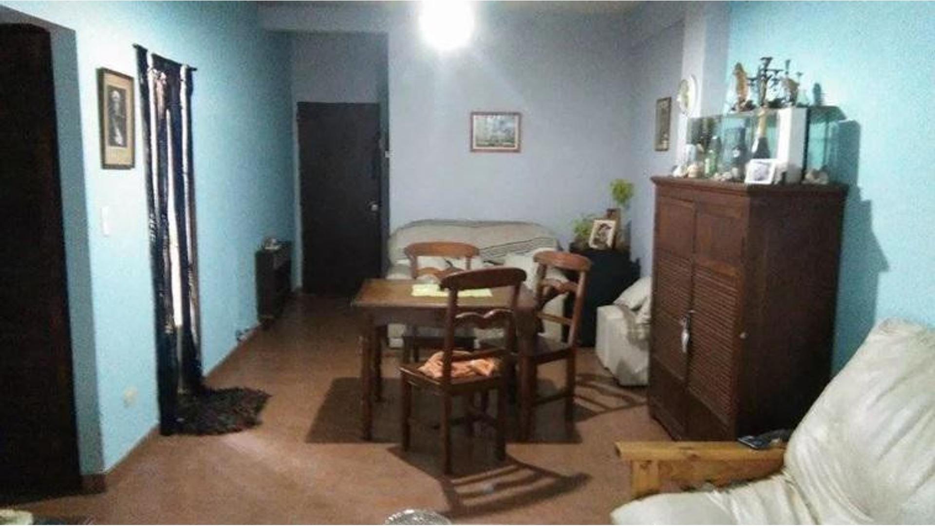 #3722503 | Sale | Apartment | Moron (SONIA IRIARTE PROPIEDADES)