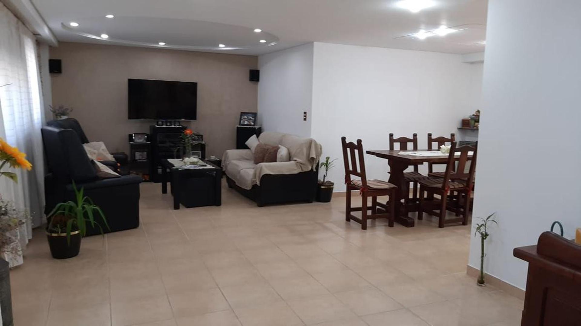 #3722494 | Venta | Casa | Moron (SONIA IRIARTE PROPIEDADES)