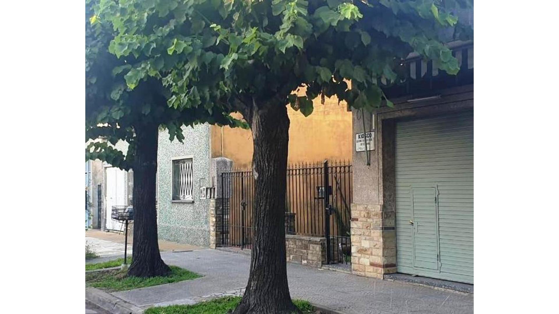 #3753121 | Alquiler | Local | Moron (Perez Molina Negocios Inmobiliarios)