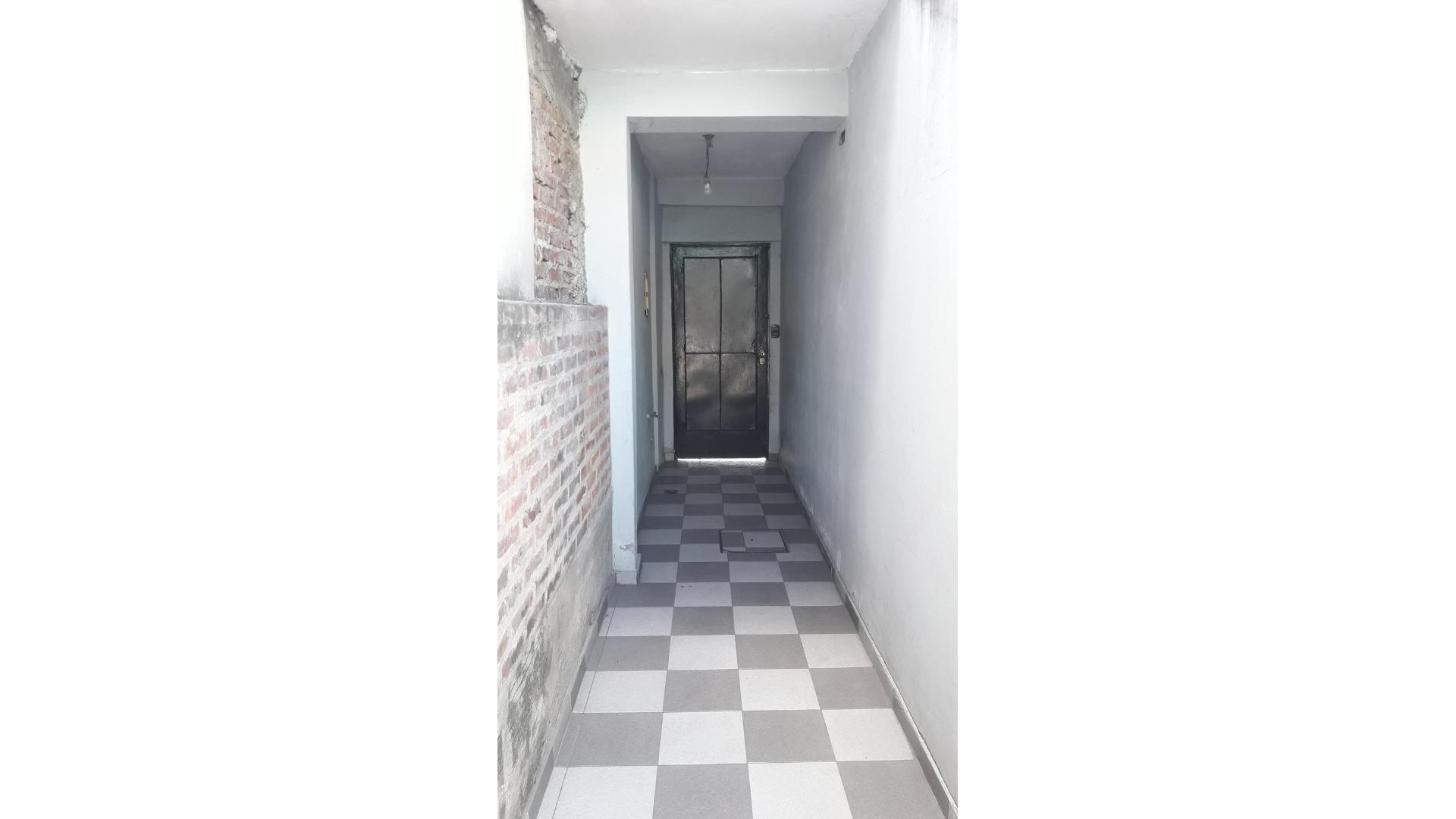 #3826533 | Venta | Casa | Pompeya (J BELLATTI NEGOCIOS INMOBILIARIOS)