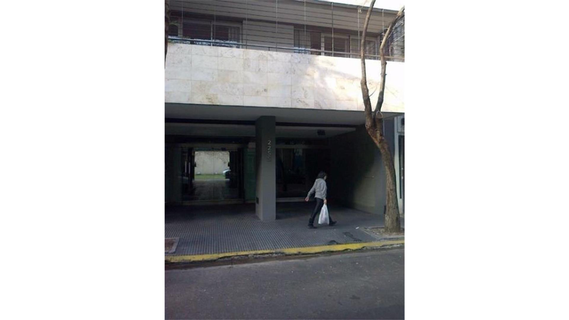 #3842176 | Sale | Garage | Belgrano (A. MESSINA PROPIEDADES)