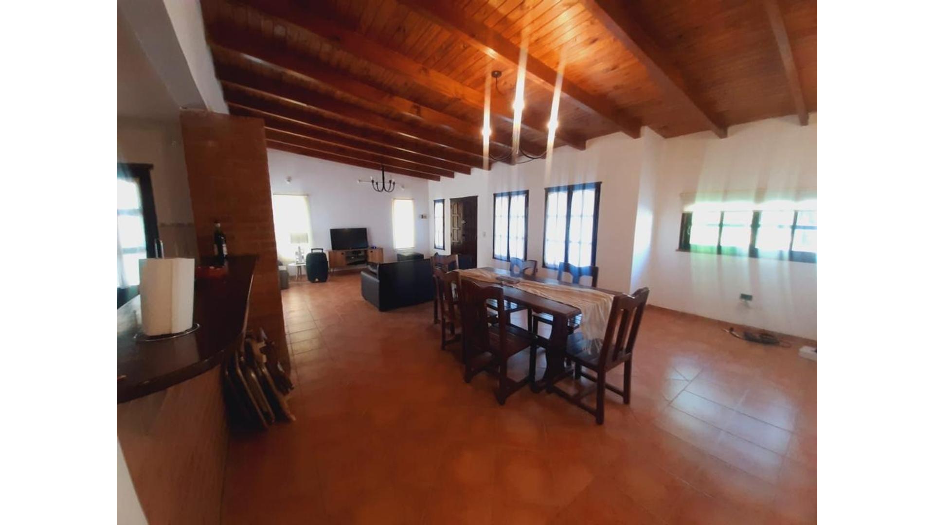 #3852192 | Alquiler Temporal | Casa | Cordoba (COTTURA BIENES RAICES)