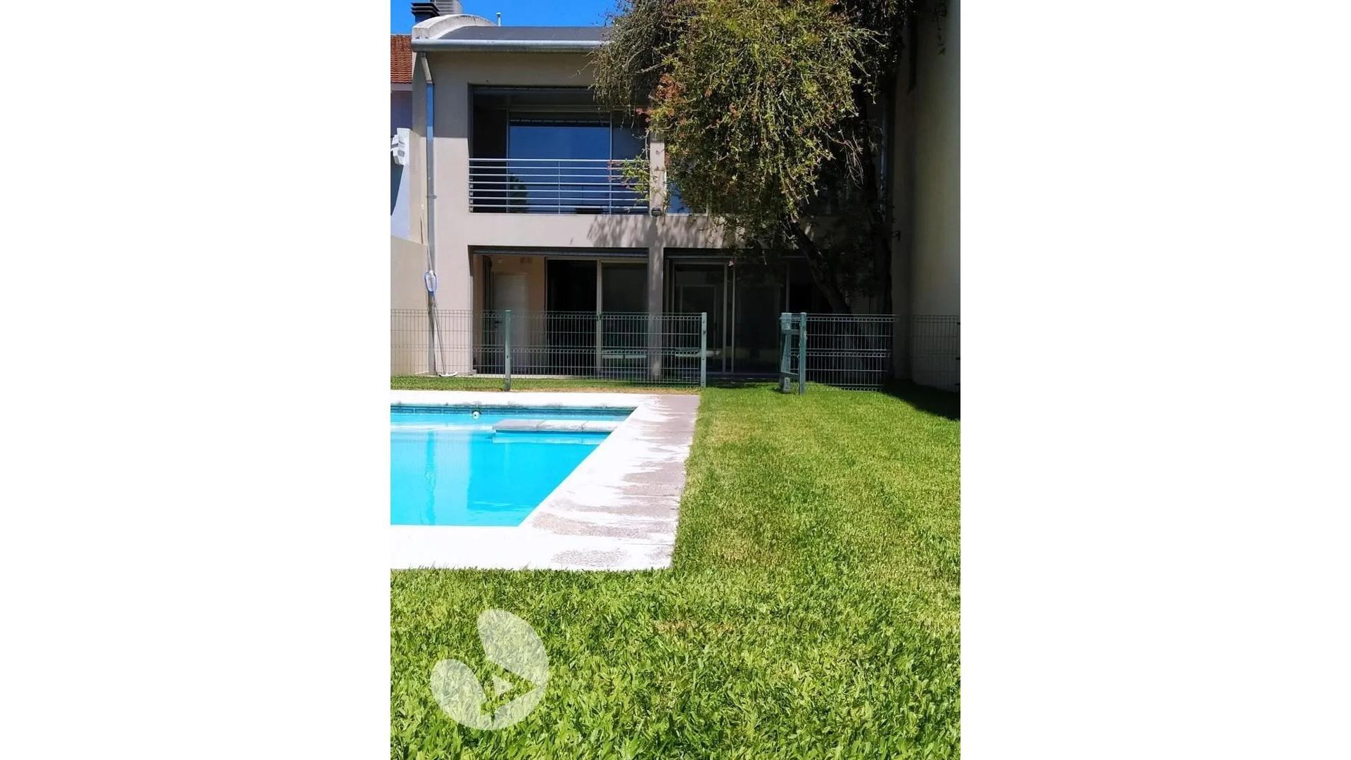 #4352900 | Sale | House | San Isidro (Adrian Puente Servicios Inmobiliarios)