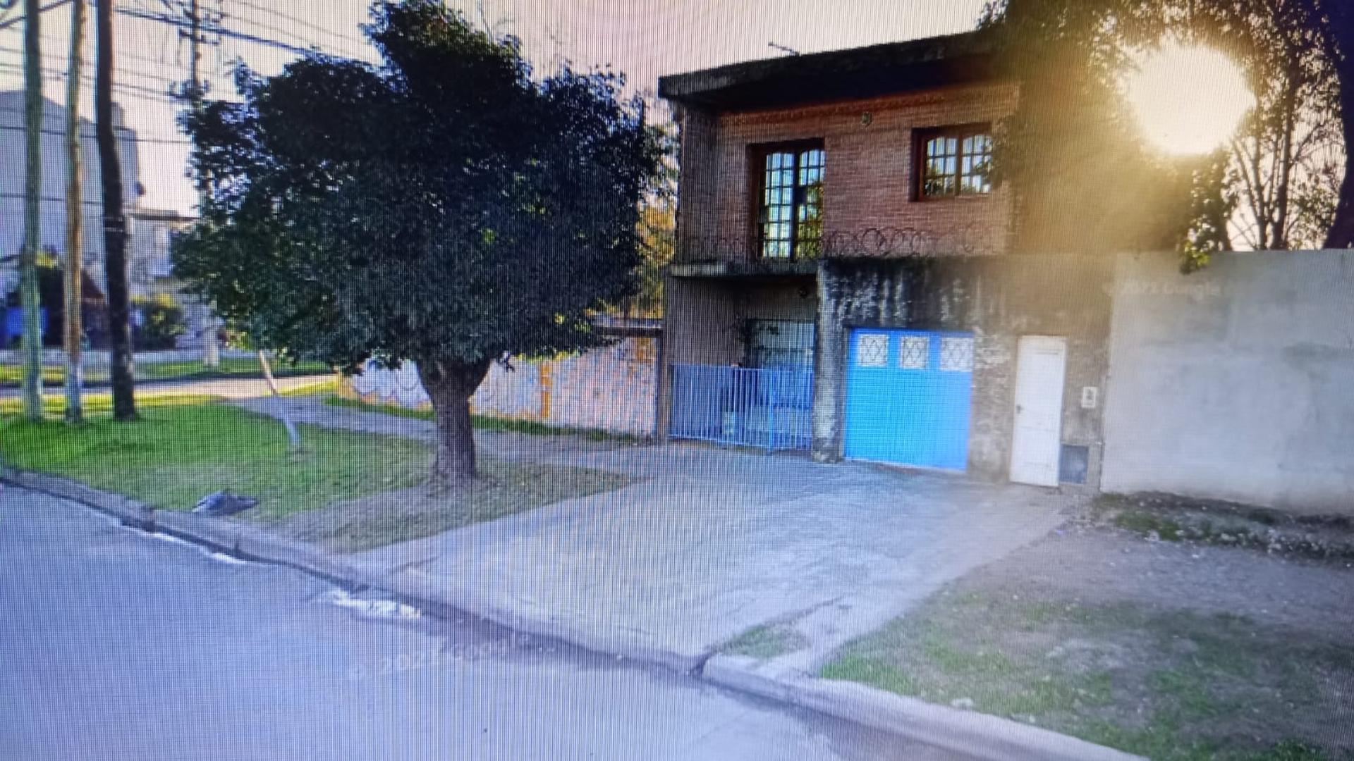 #3945360 | Venta | Casa | Almirante Brown (Picco Propiedades)