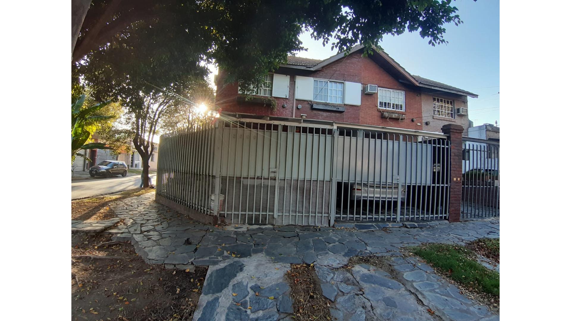 #4037110 | Venta | PH | General San Martin (Cr Home Propiedades)