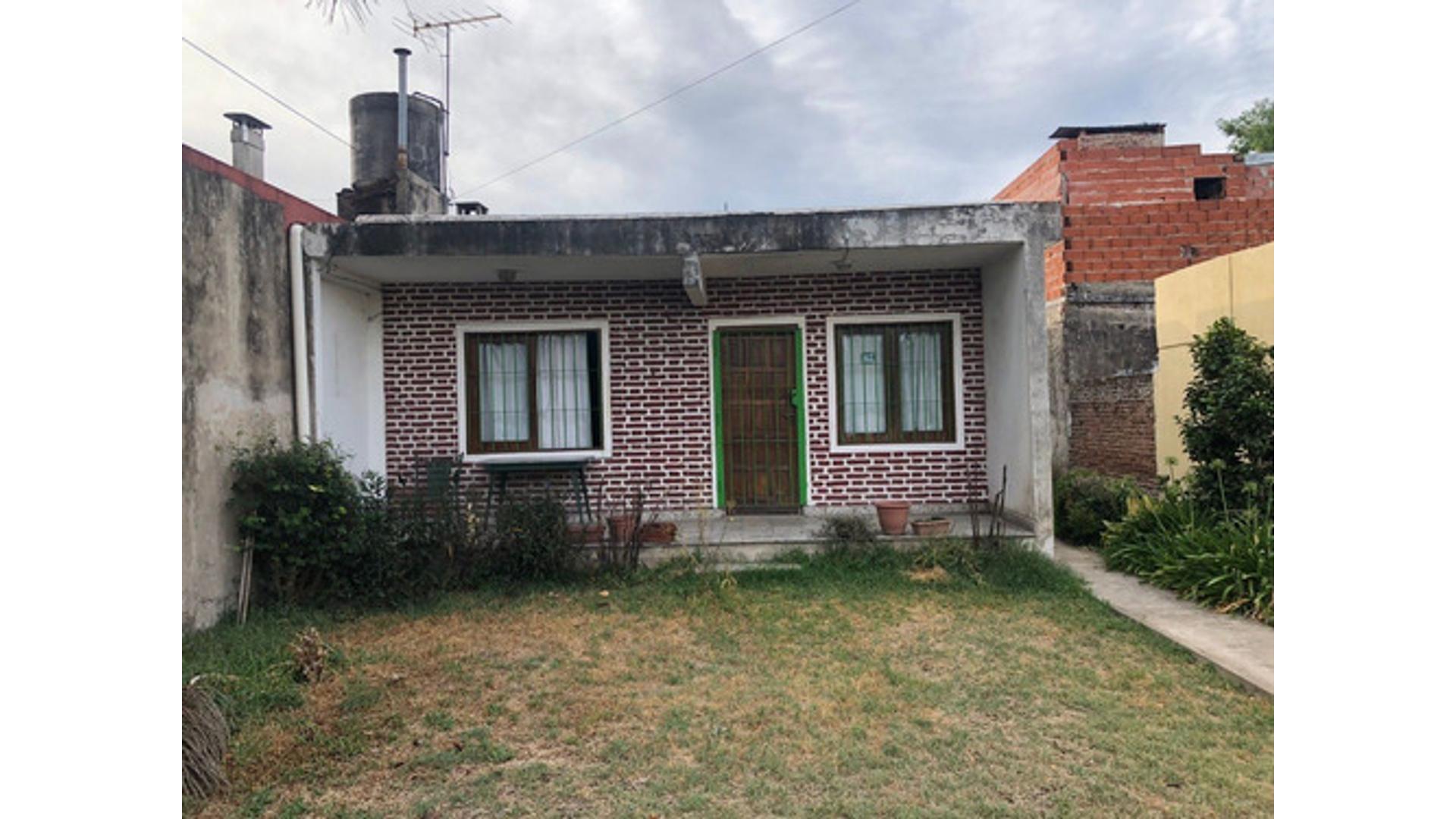 #5367509 | Venta | Casa | Hurlingham (MIGLIERINI PROPIEDADES)