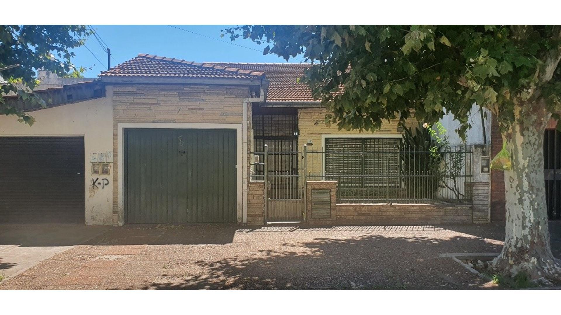 #4480180 | Venta | Casa | General San Martin (KEOPS PROPIEDADES)