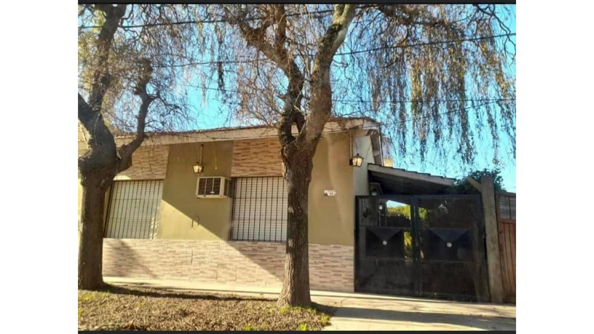 #4174813 | Venta | Casa | General Las Heras (Chiavone Propiedades)