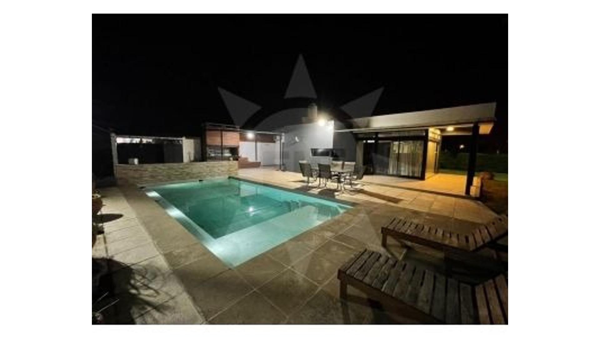 #4905425 | Sale | Country House | San Jose Del Rincon (EMPRENDIMIENTOS INMOBILIARIOS BARBIER)