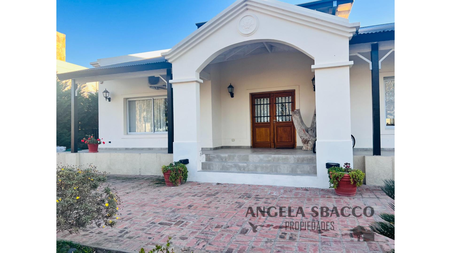 #4267110 | Sale | House | Exaltacion De La Cruz (Angela Sbacco)