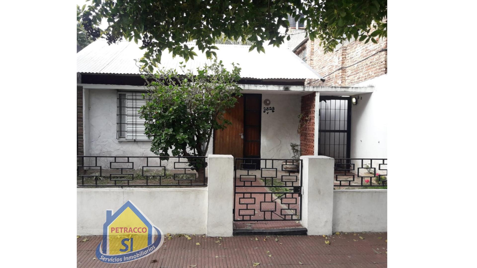 #4319600 | Venta | Casa | Rosario (Ernesto Petracco Servicios Inmobiliarios)