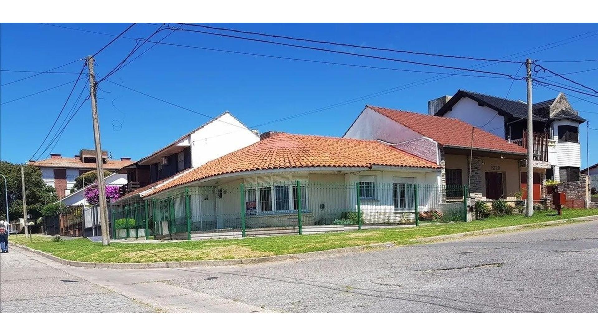 #4469283 | Venta | Casa | Mar Del Plata (Contreras Gonzalez Inmobiliaria)