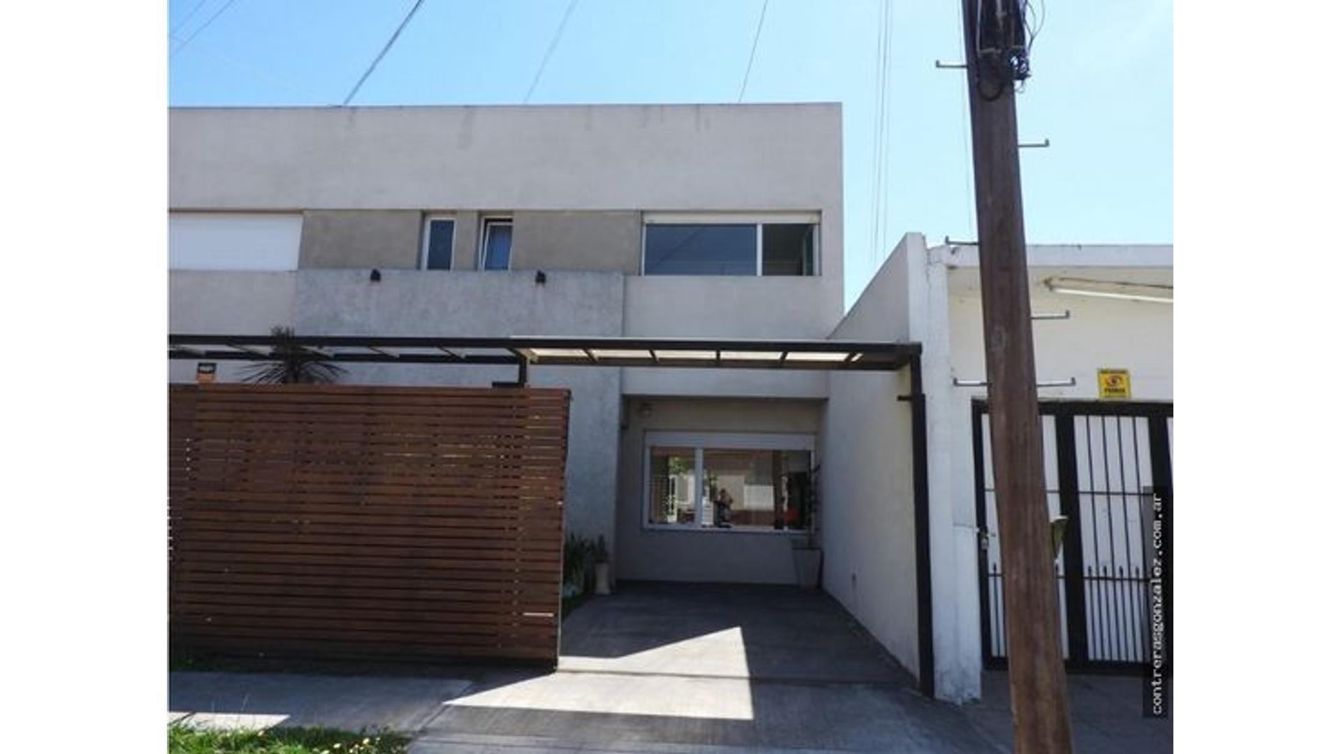 #4391315 | Venta | Casa | Mar Del Plata (Contreras Gonzalez Inmobiliaria)