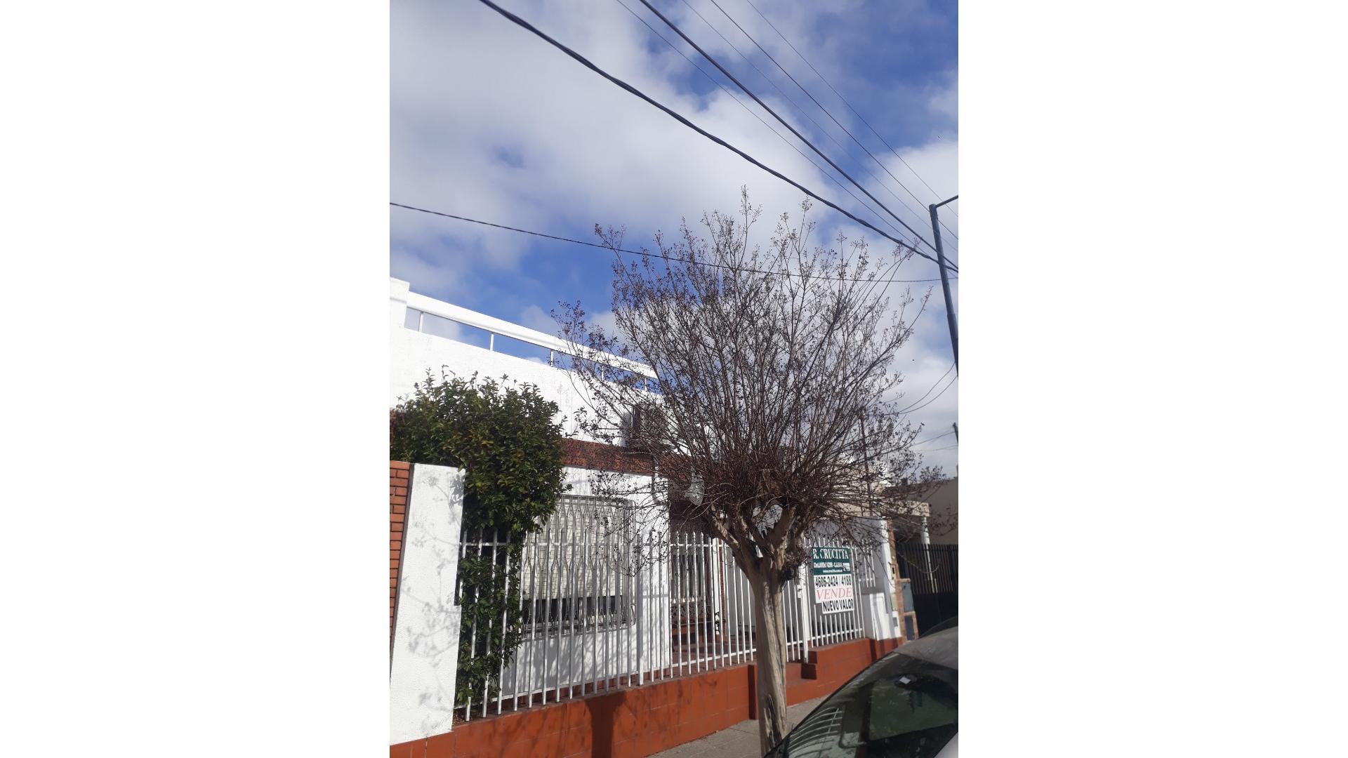 #4572763 | Venta | Casa | Villa Lugano (ILEANA RODRIGUEZ PROPIEDADES)