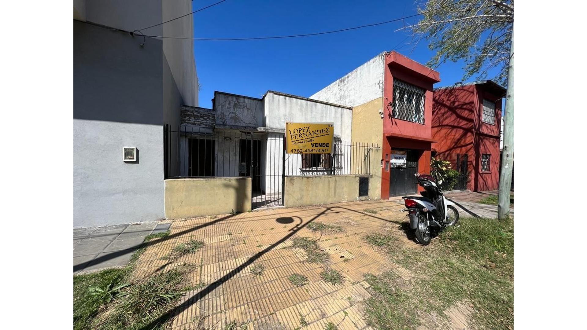 #4430103 | Venta | Casa | Vicente Lopez (López Fernández)