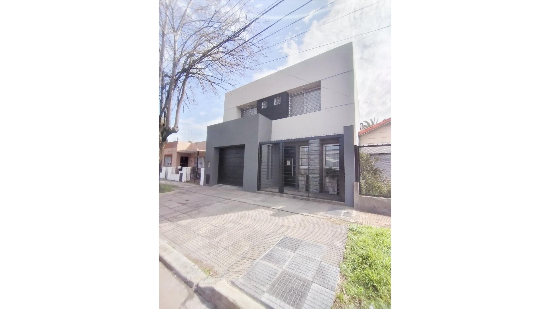 #4528801 | Venta | Casa | Ituzaingó (SONIA IRIARTE PROPIEDADES)