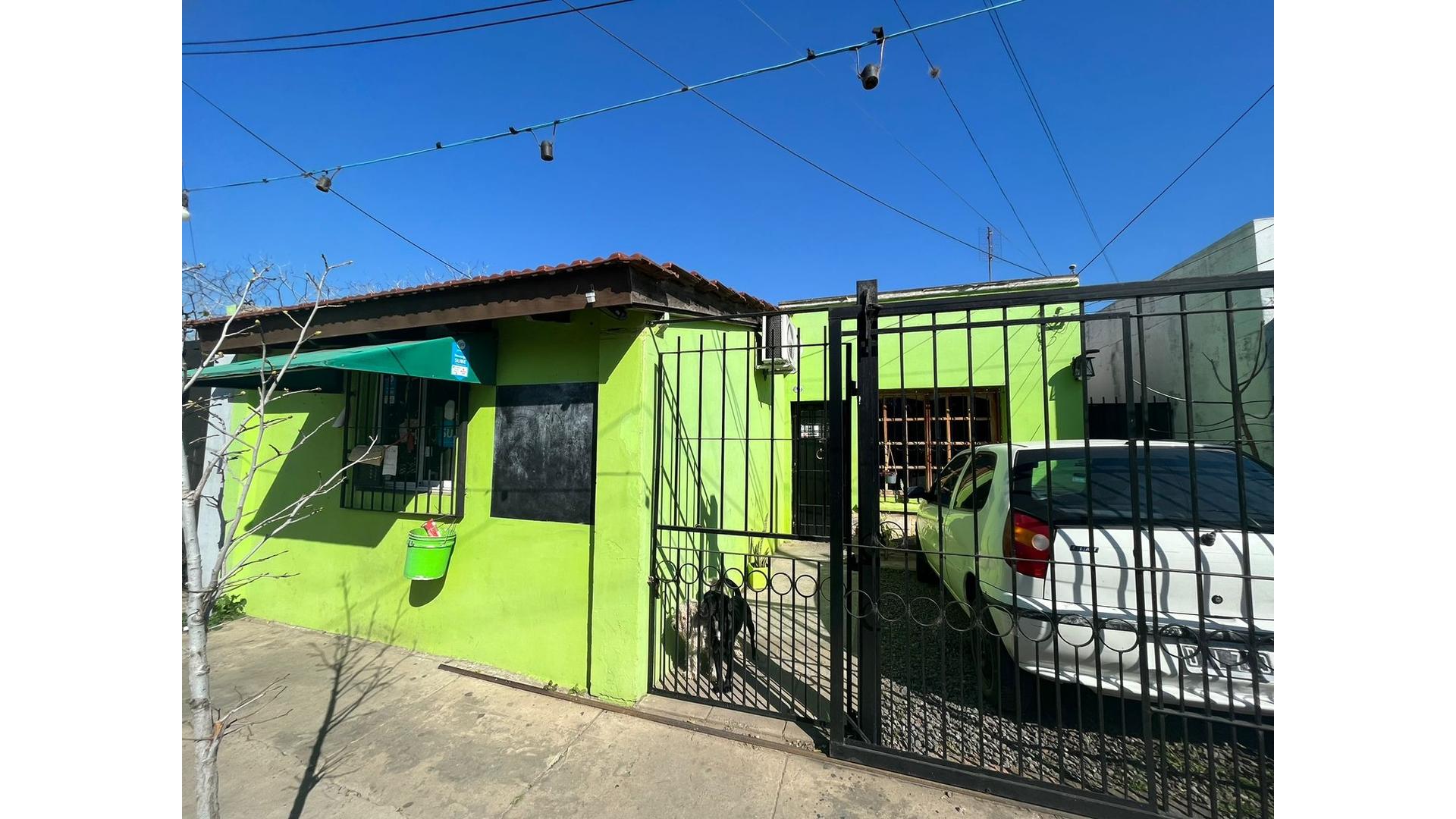 #4555022 | Venta | Casa | Merlo (Fernanda Jorge Mandarini Servicios Inmobiliarios)