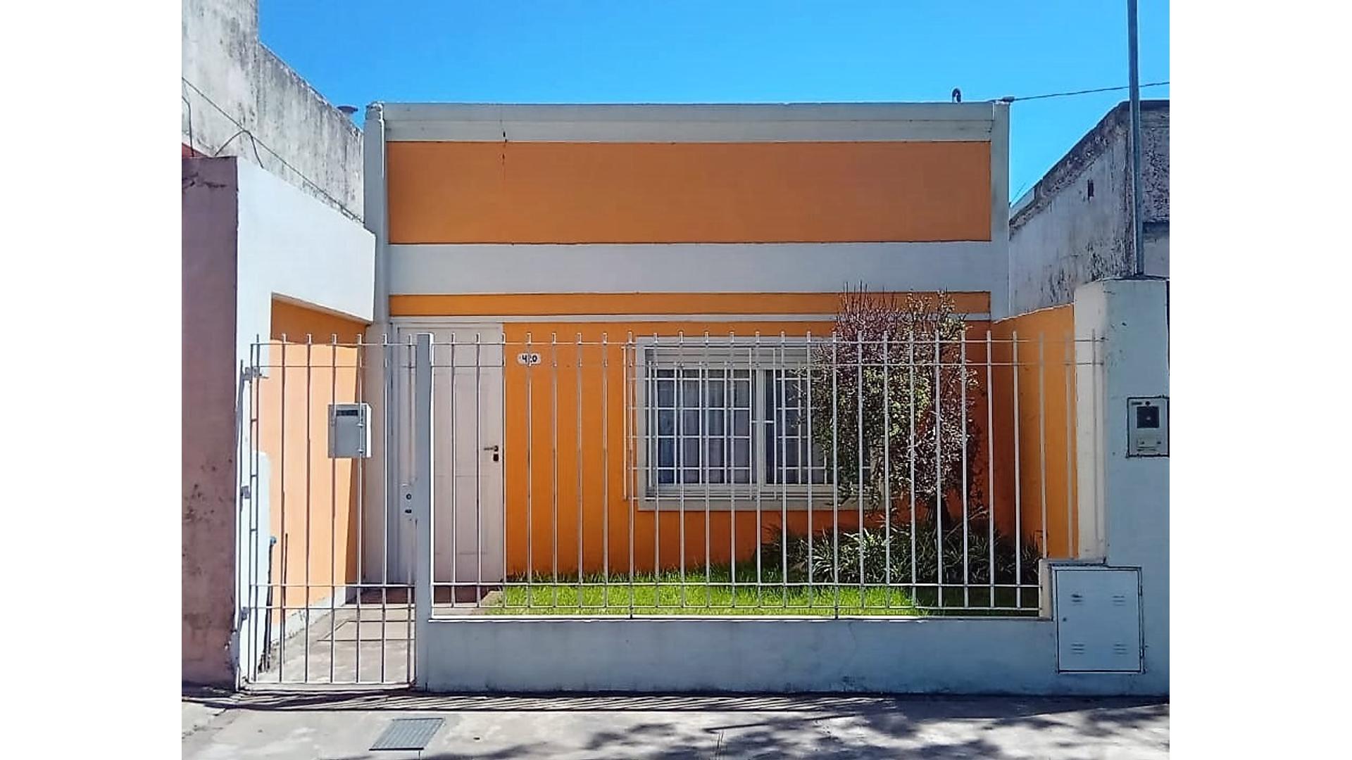 #4672075 | Sale | House | Echeverria Del Lago (Nora Solernou Servicios Inmobiliarios)