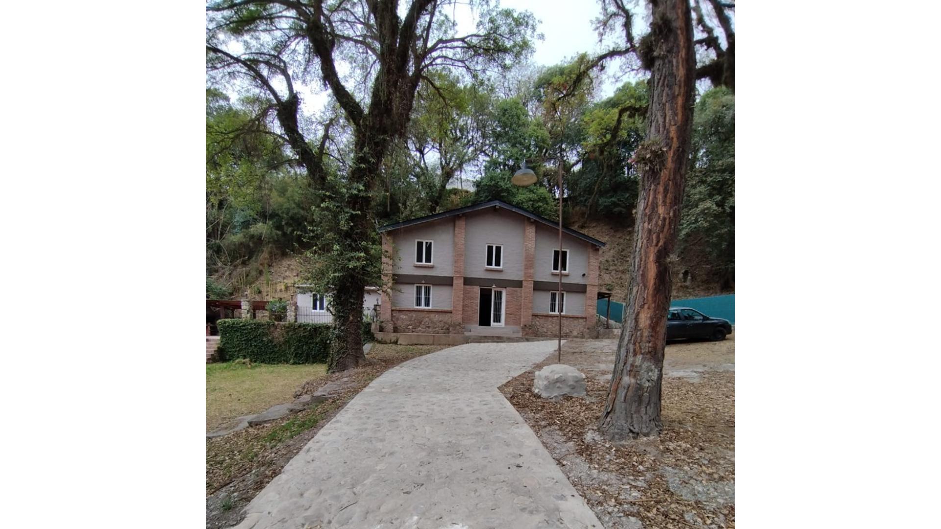 #4573914 | Alquiler | Local | Villa San Lorenzo (Casiana Severio Adm De Propiedades)