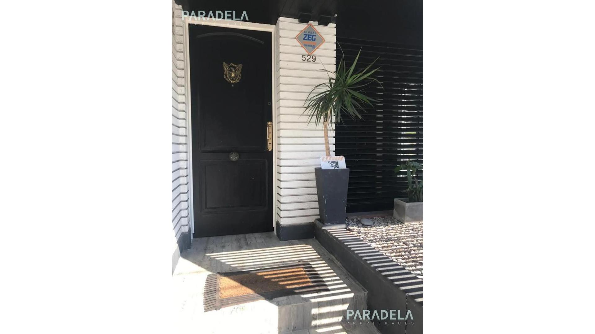 #4913425 | Venta | Casa | Moron (PARADELA INMOBILIARIA)