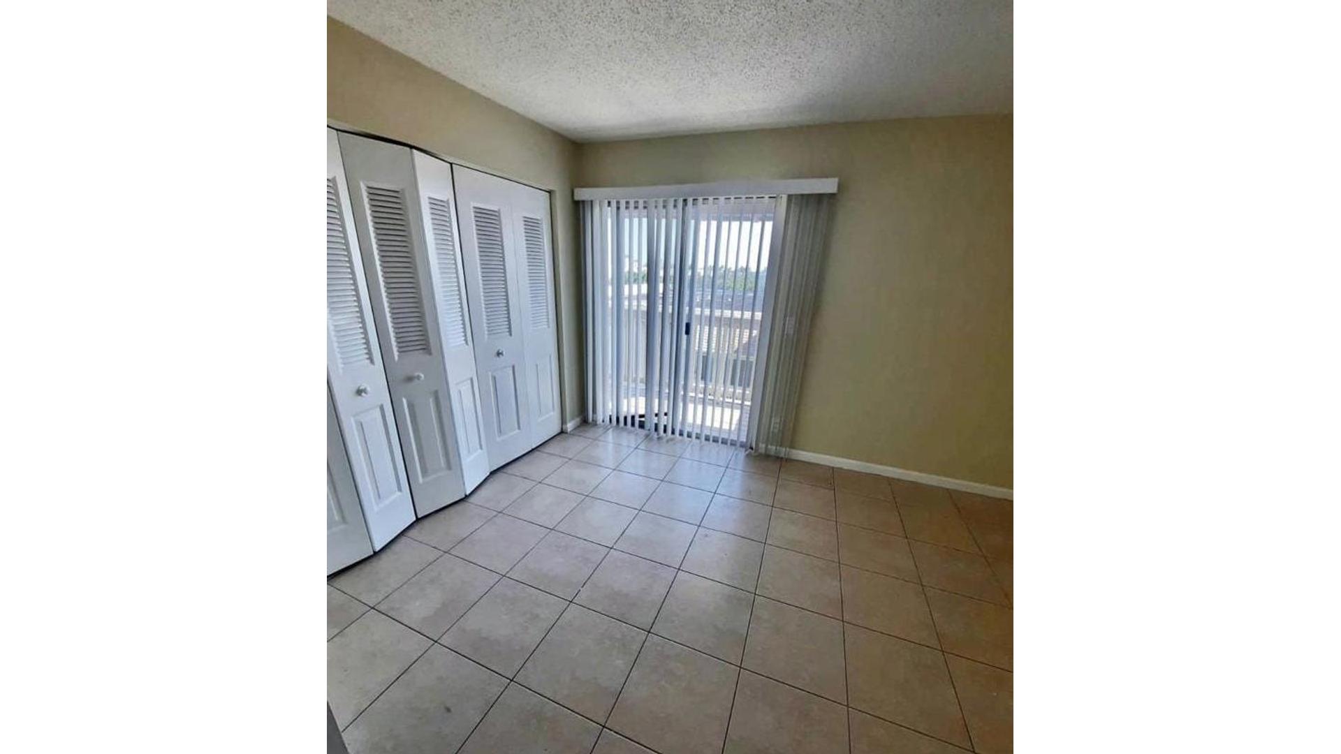 #4859536 | Sale | Apartment | Miami (Fabiana Garcia Real Estate)