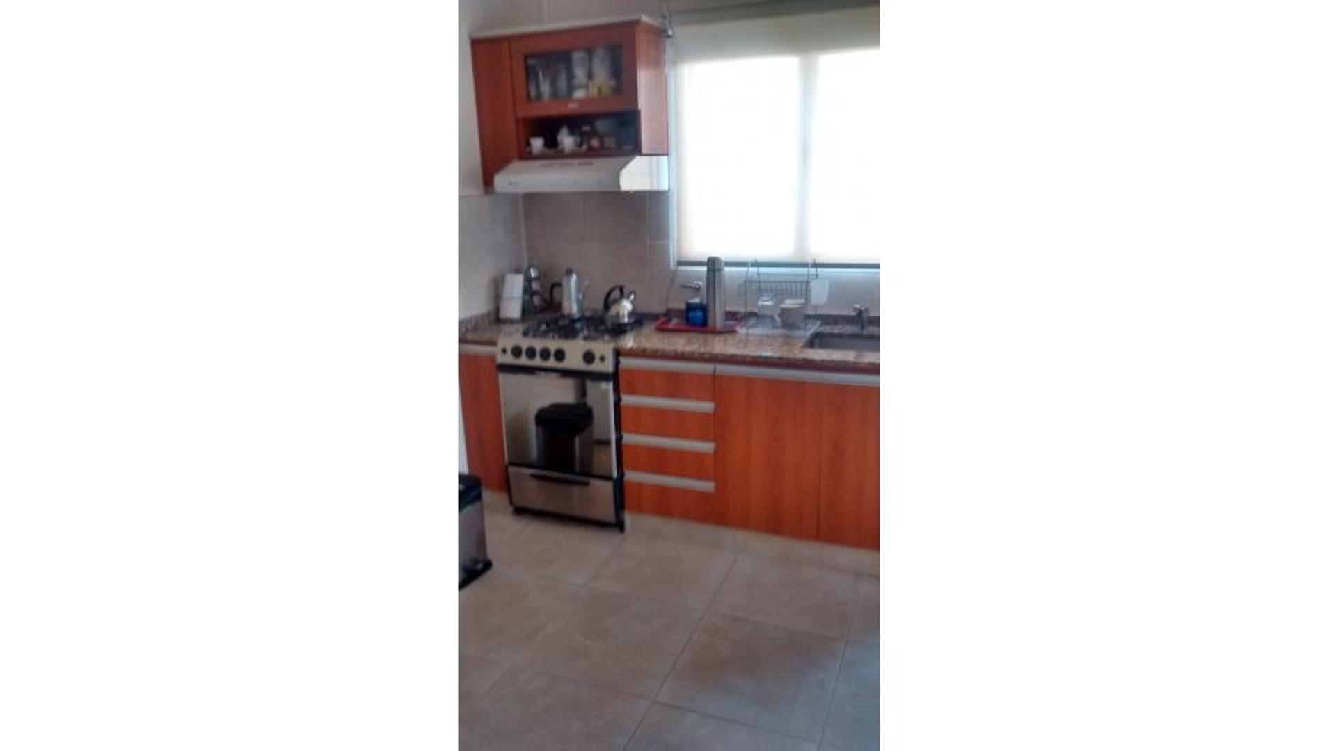 #3247110 | Venta | PH | Rosario (Ragusa Inmobiliaria)