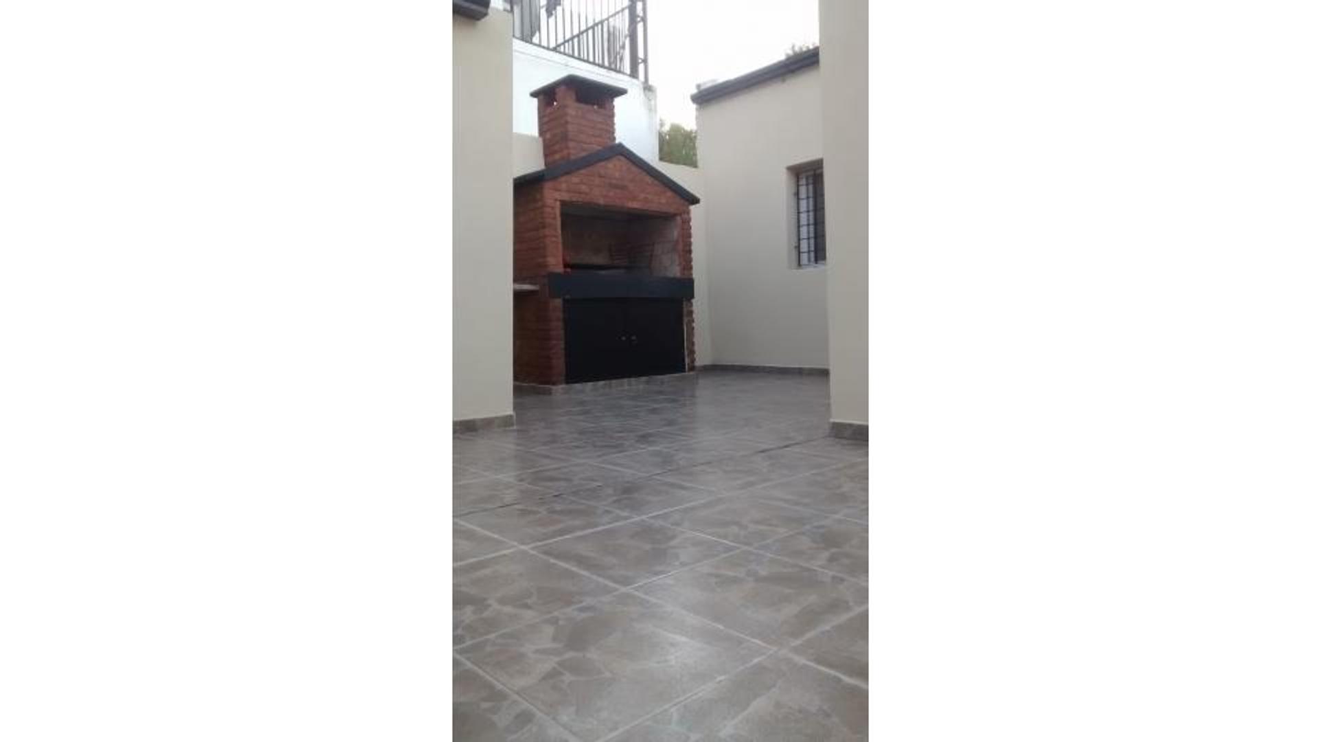 #3247110 | Venta | PH | Rosario (Ragusa Inmobiliaria)