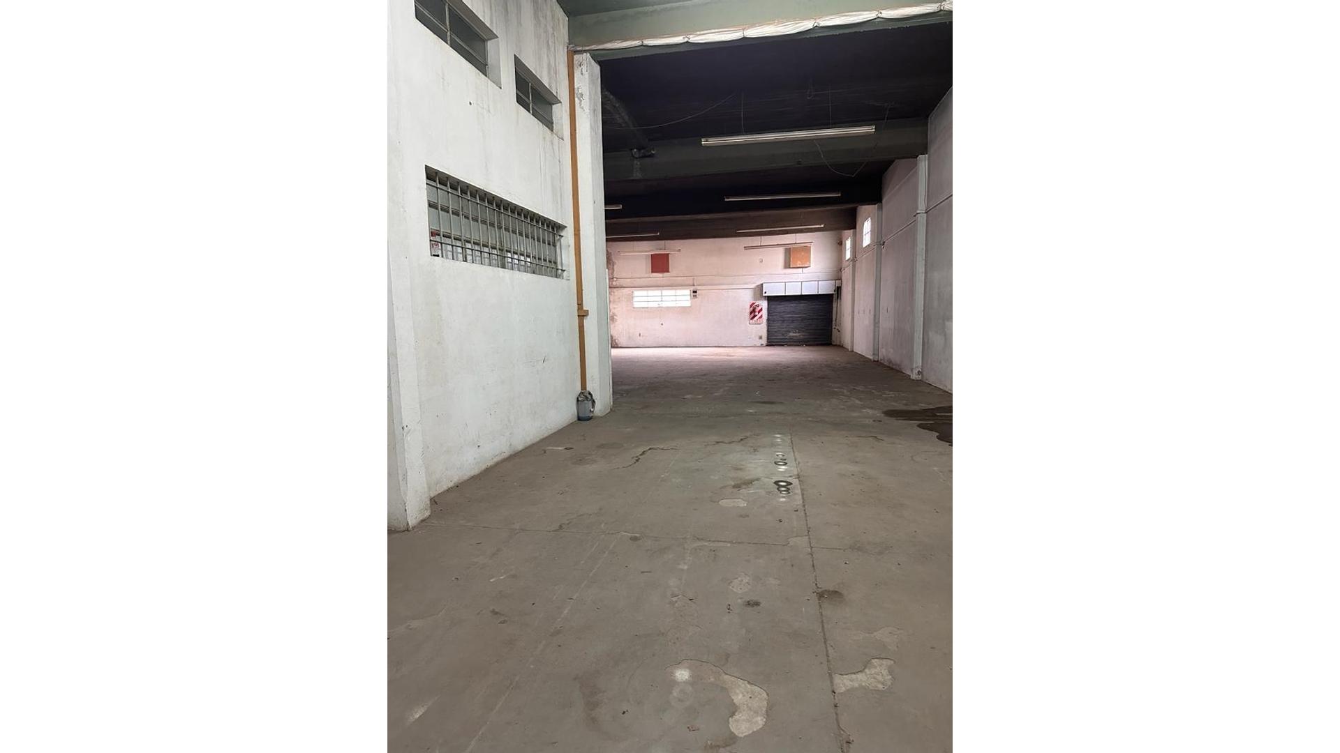 #4877914 | Sale | Warehouse | Campos De Echeverria (Bianco Cirino Negocios Inmobiliarios)