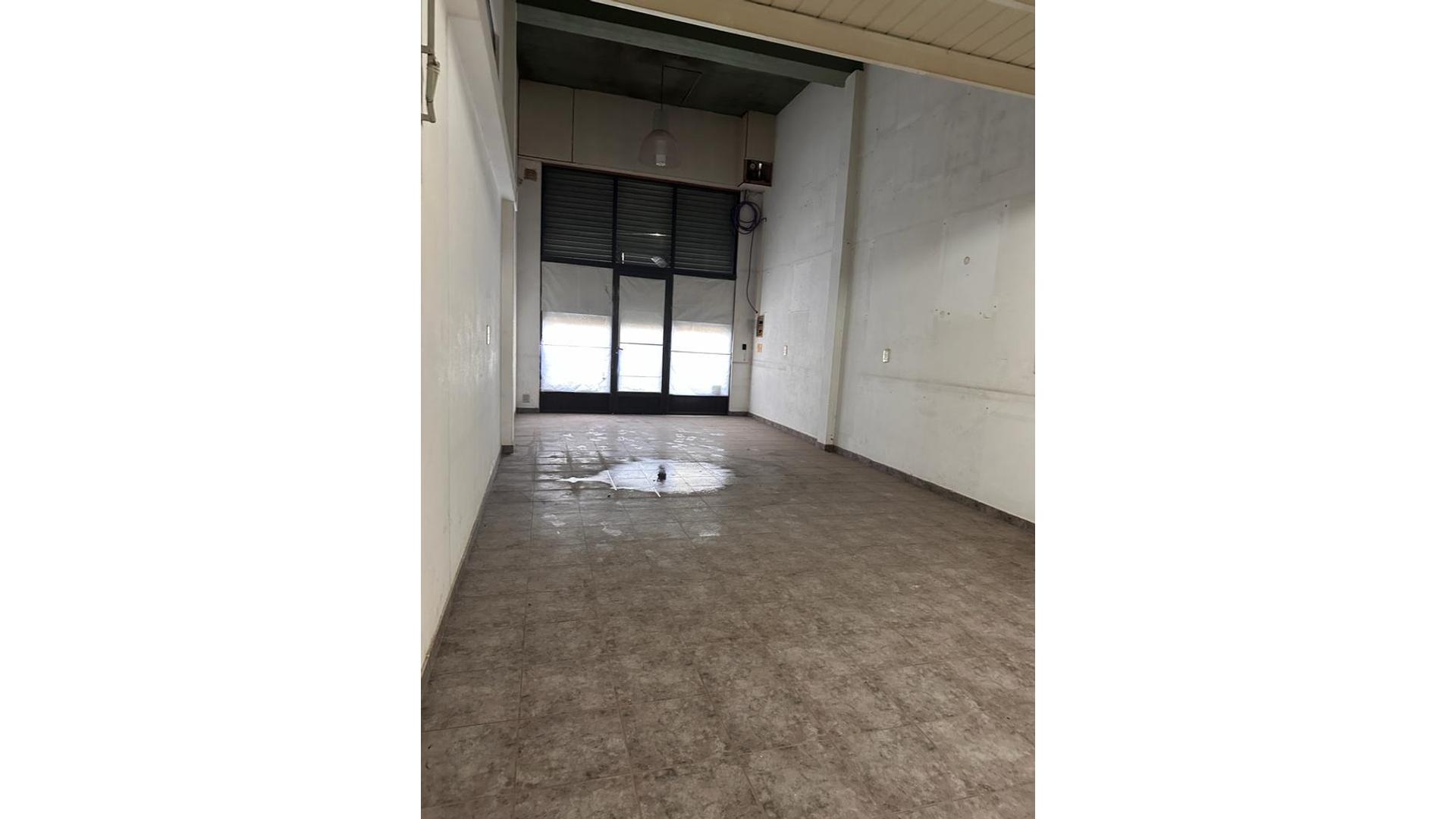 #4877914 | Sale | Warehouse | Campos De Echeverria (Bianco Cirino Negocios Inmobiliarios)