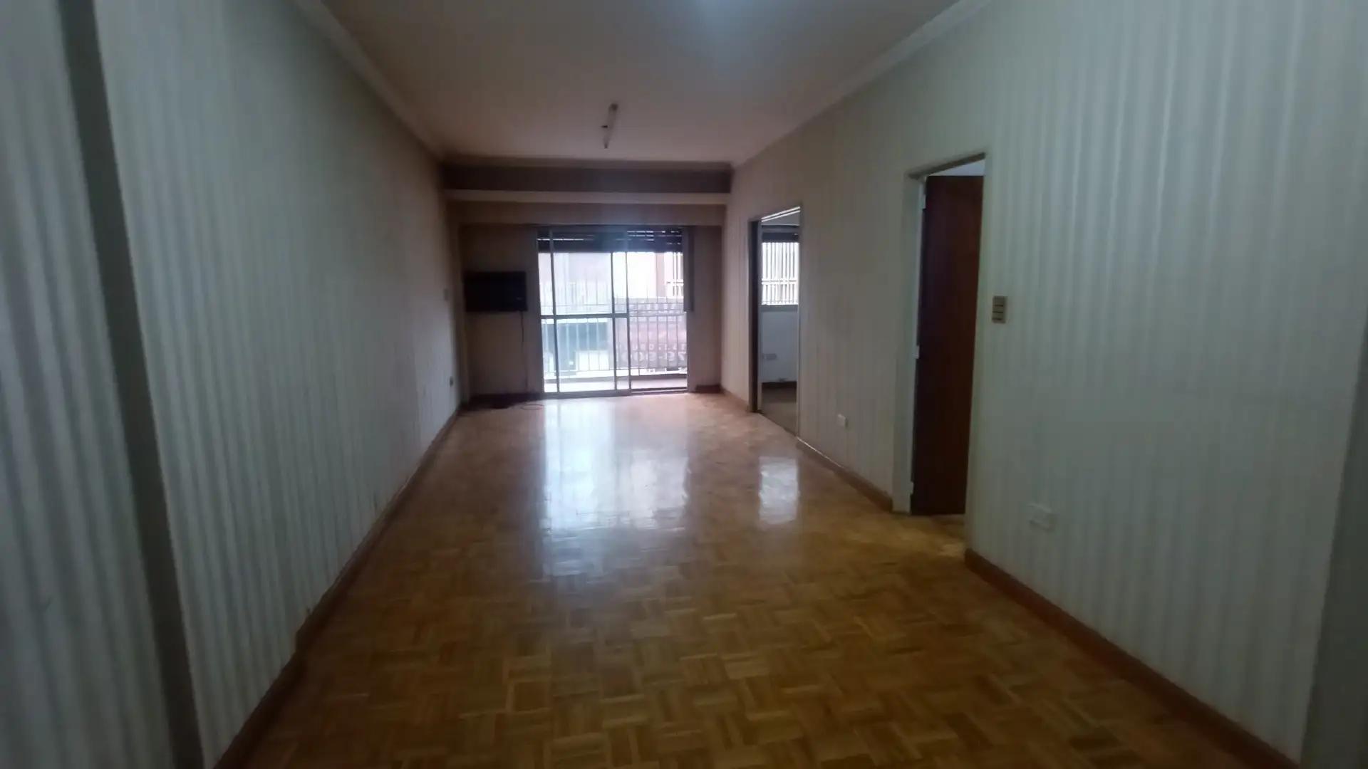 #4877483 | Venta | Departamento | Flores (J. C. ALONSO INMOBILIARIA)