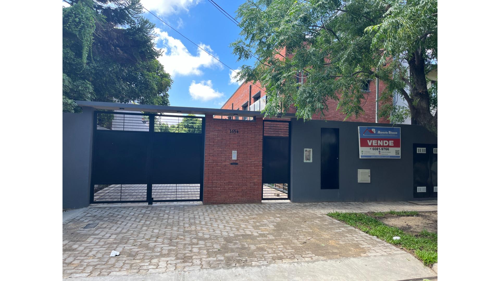 #4883359 | Alquiler | PH | Almirante Brown (Marcelo Blanco Inmobiliaria)