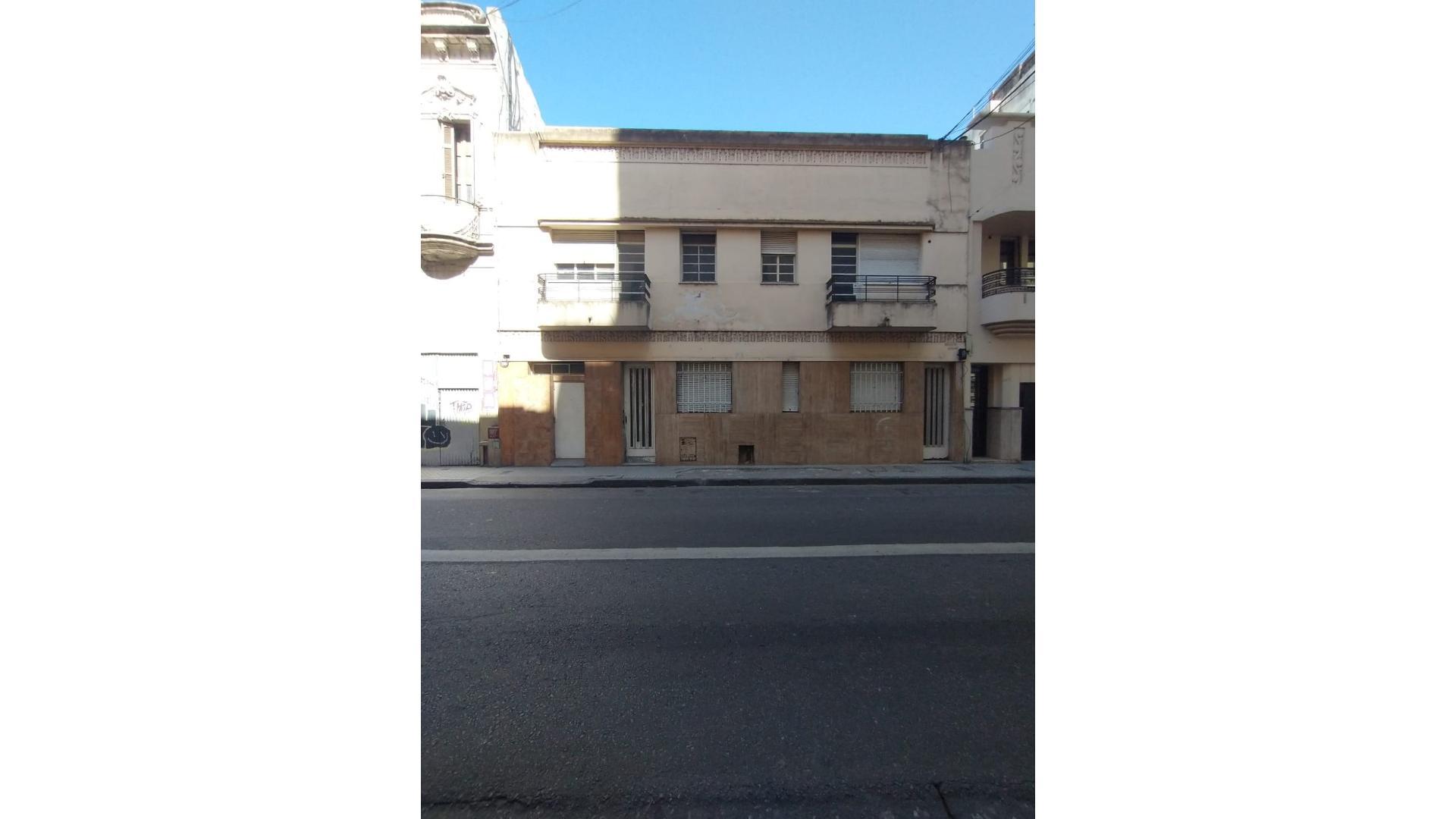 #4811727 | Alquiler | Local | Rosario (Fares Bienes Raíces)