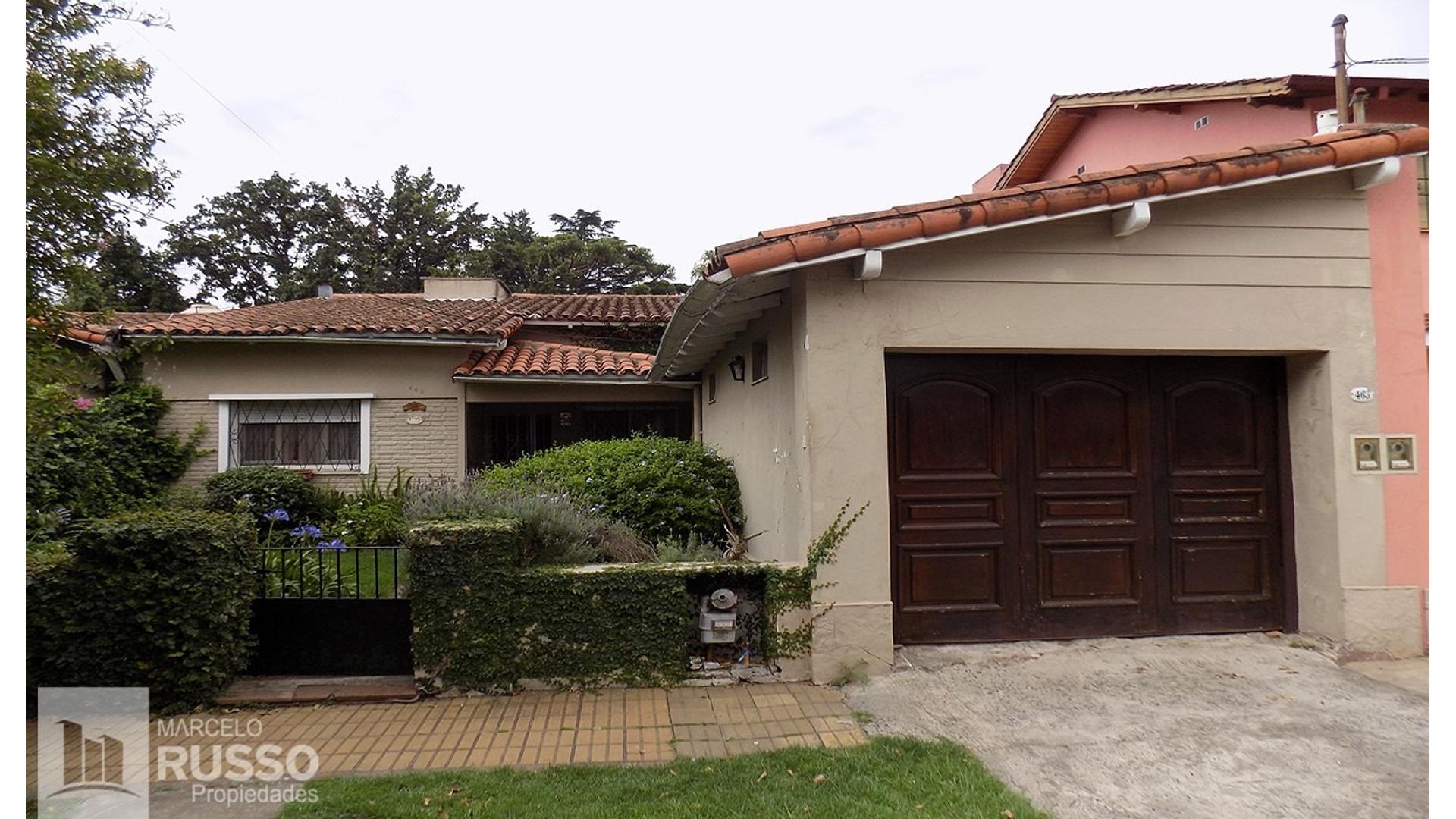 #4911571 | Venta | Casa | Hurlingham (Marcelo Russo Propiedades)