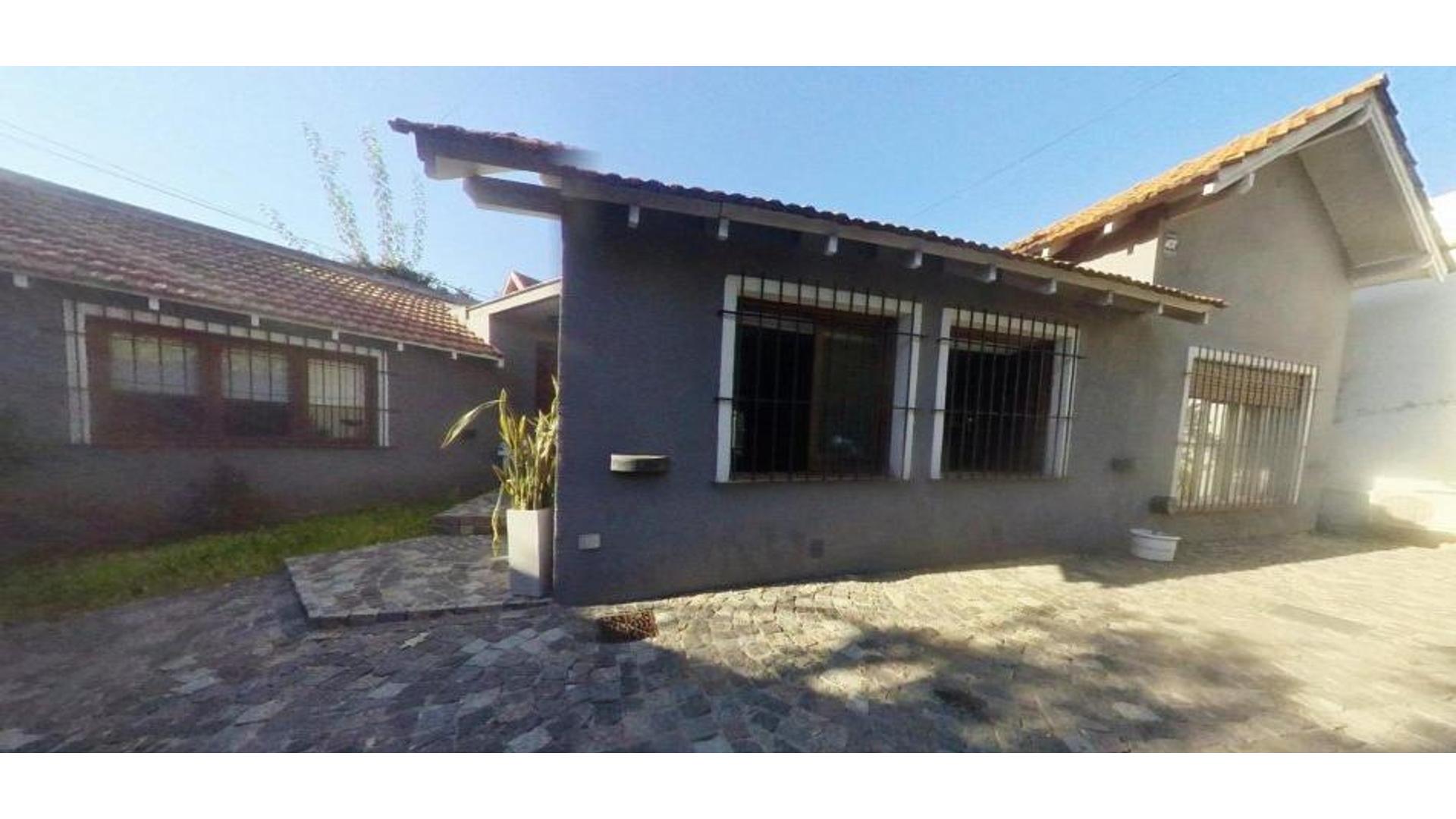 #4934260 | Venta | Casa | Hurlingham (PUERTO UNO)