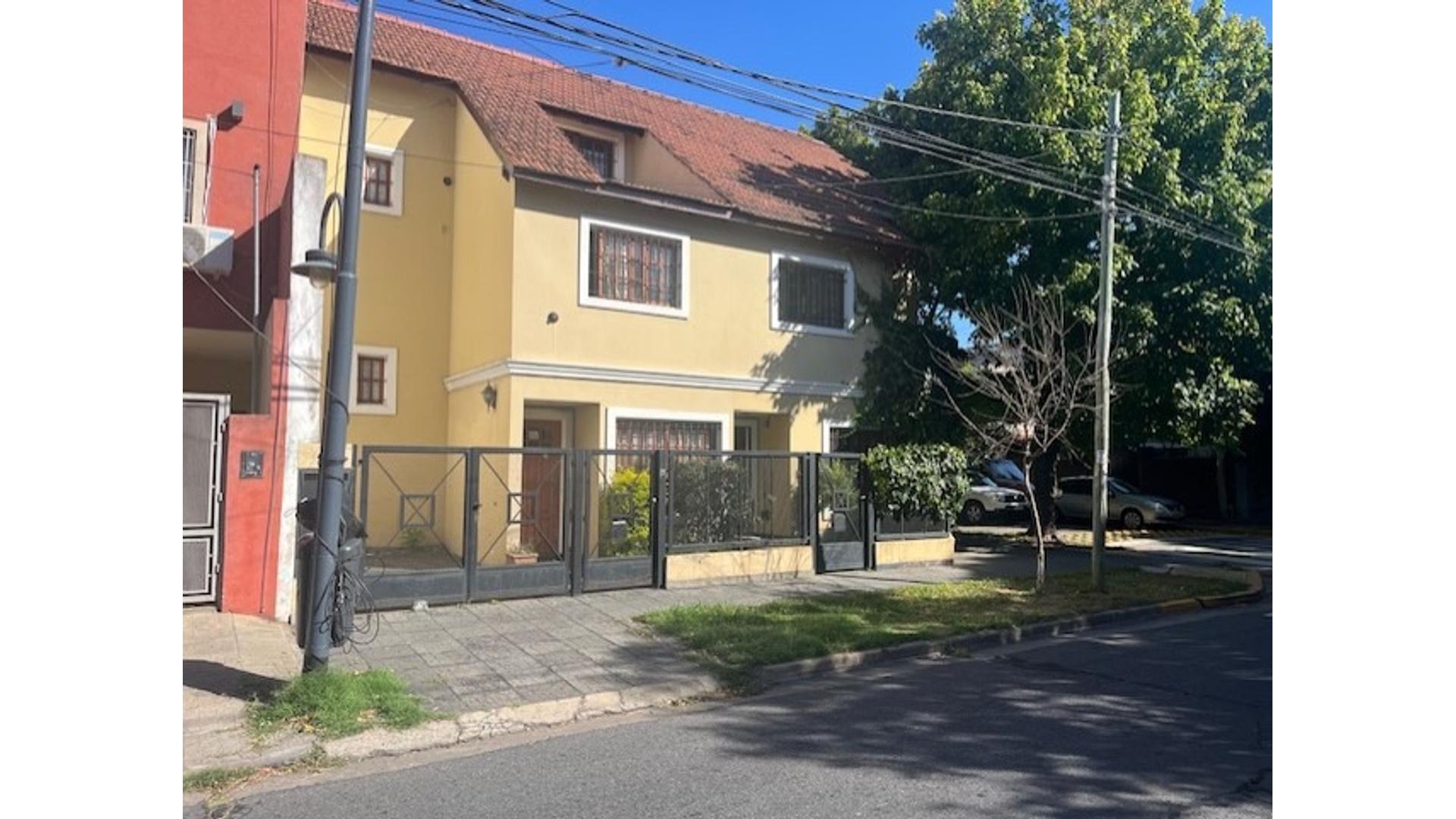 #4957836 | Alquiler | Casa | Vicente Lopez (Clars propiedades)