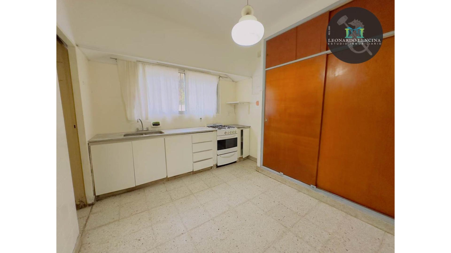 #4996923 | Venta | Casa | Mar Del Plata (Leonardo Lencina Estudio Inmobiliario)