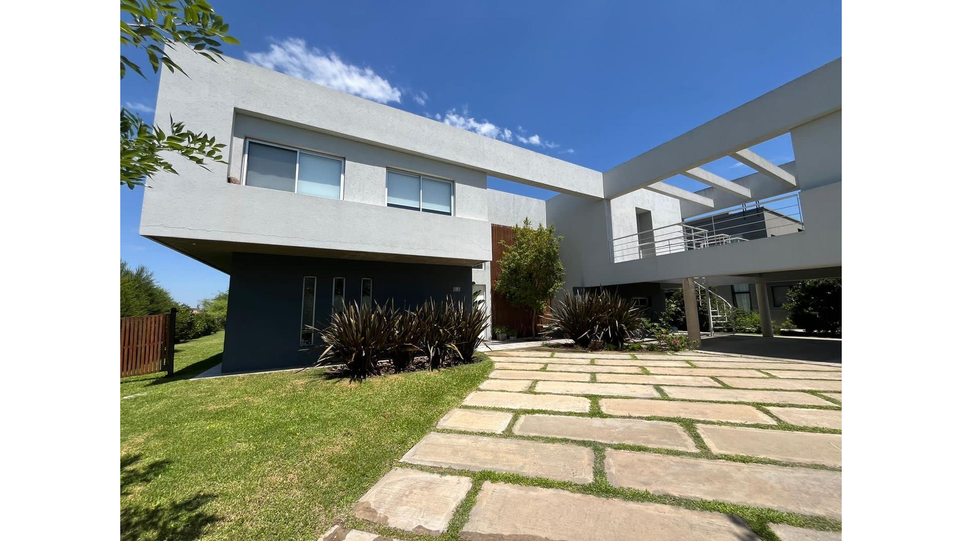 #5078677 | Rental | House | Escobar (Lorena Gonzalez Inmobiliaria)