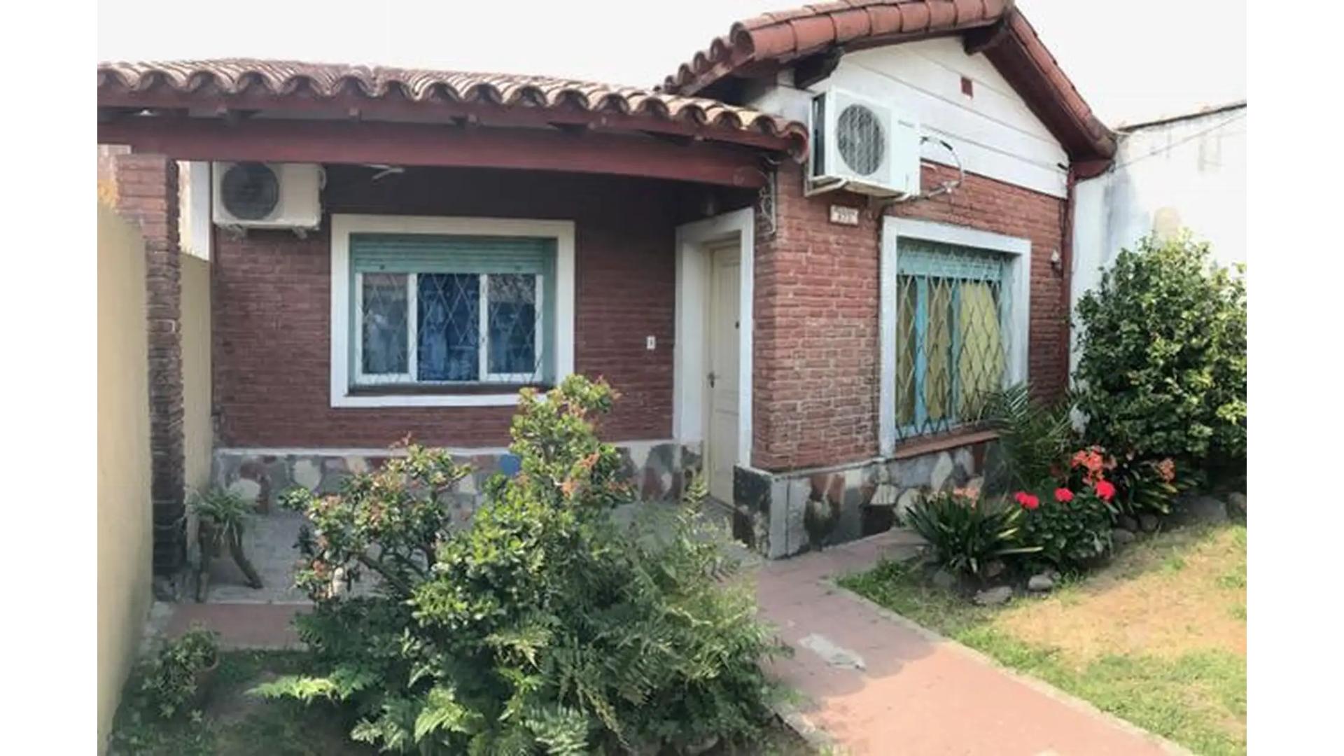 #5389387 | Venta | Casa | Ituzaingó (Garcia Propiedades)