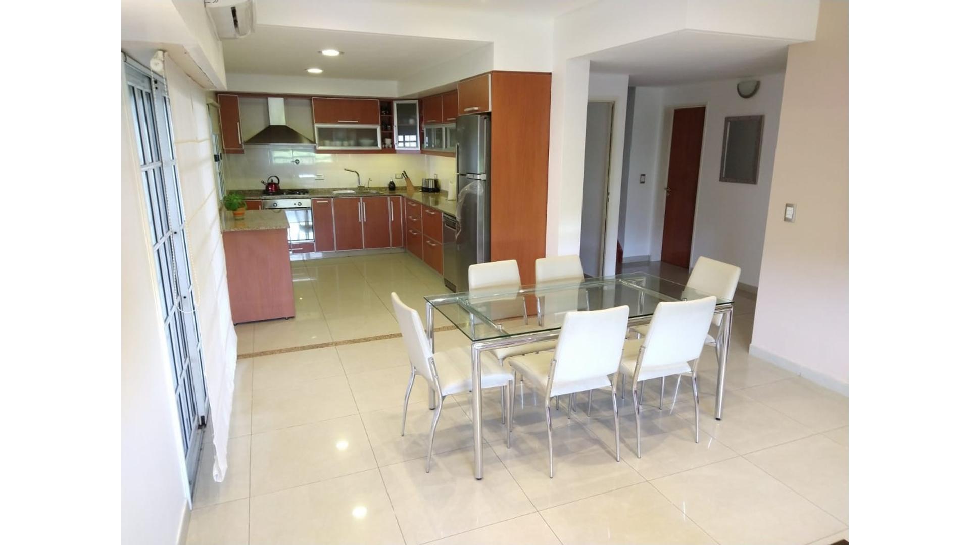 #5378000 | Venta | PH | Moron (GABRIEL DESIATA BIENES RAICES)