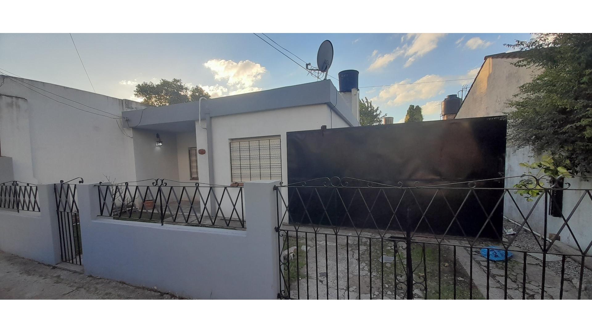 #5014818 | Alquiler | Casa | Almirante Brown (TUR BOGGIANO )