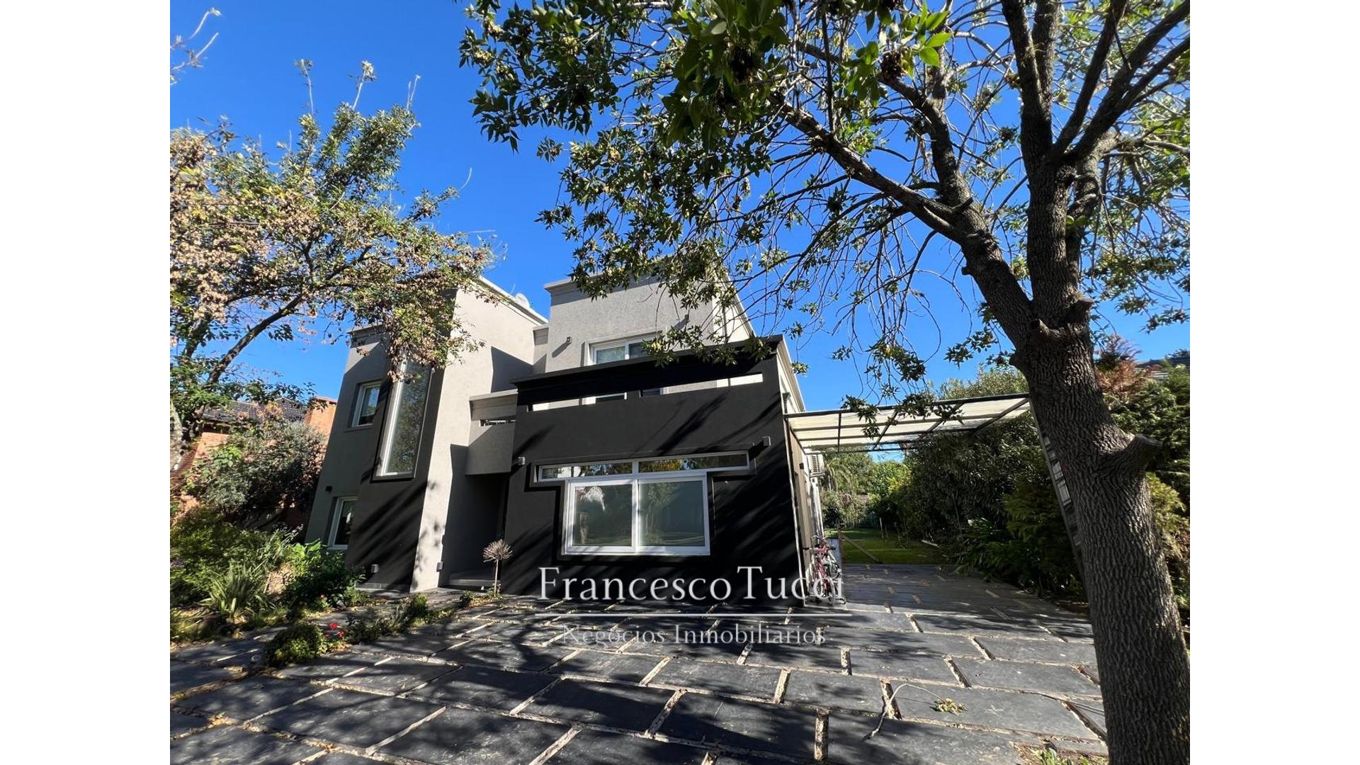 #5042096 | Alquiler | Casa | Moreno (Francesco Tucci Negocios Inmobiliarios)