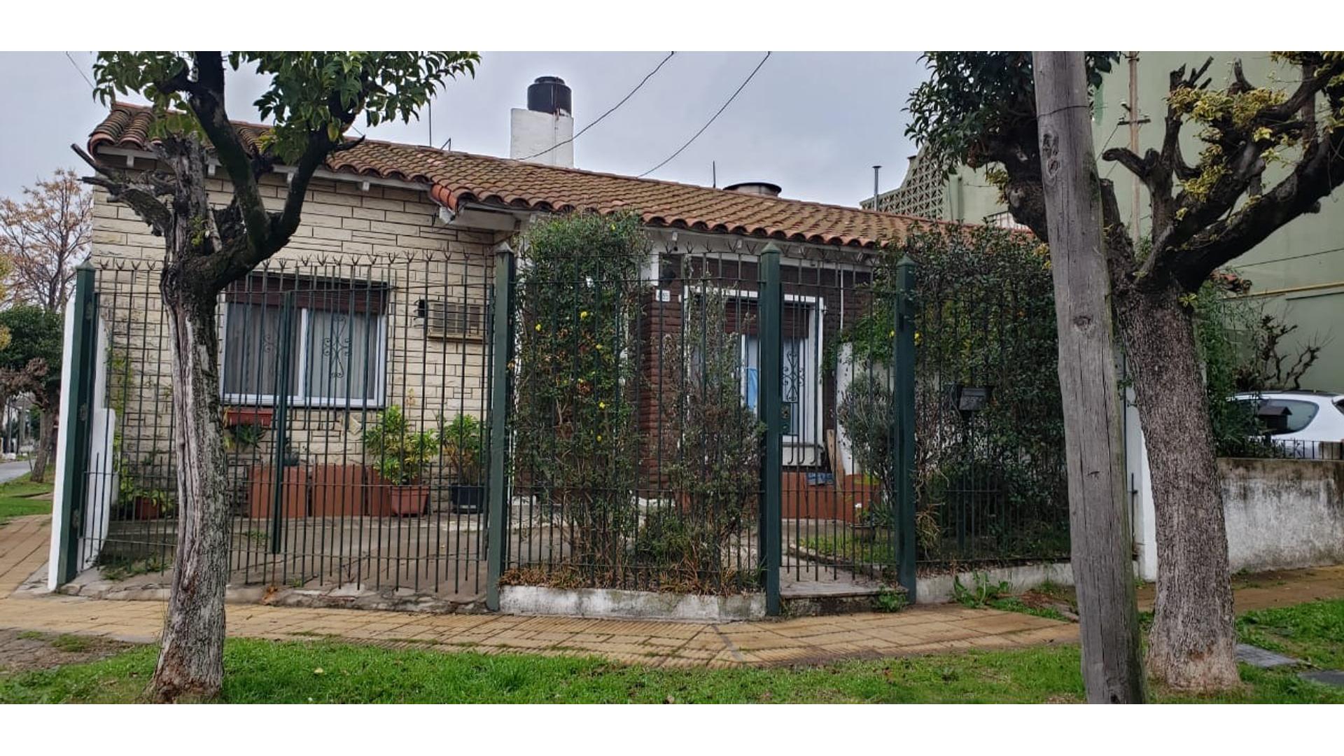 #5111824 | Rental | House | General San Martin (Espinola De Tolosa)