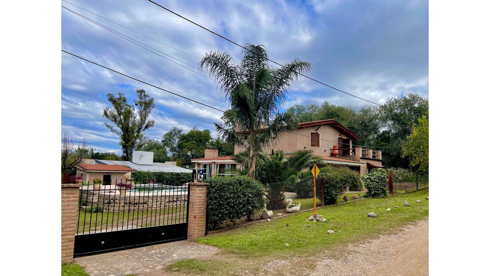 #5075842 | Venta | Casa | Villa Anisacate (Rednova Servicios Inmobiliarios)